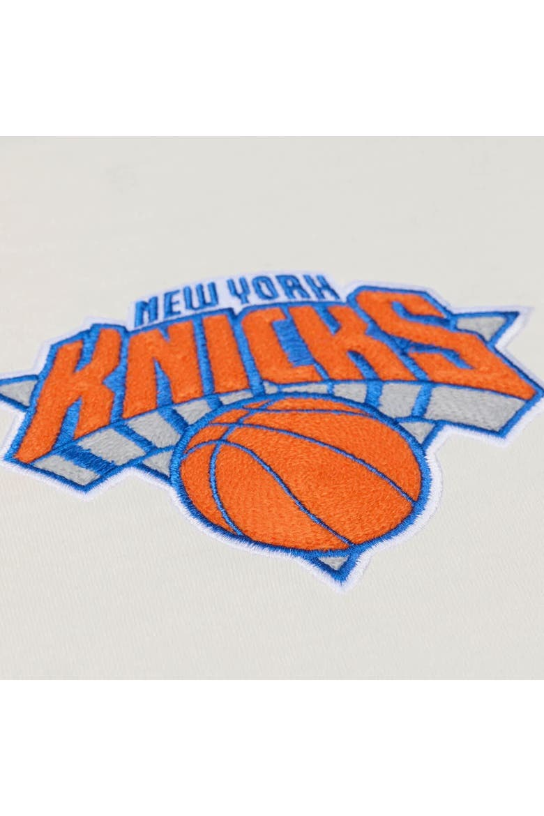 Men's Mitchell & Ness Cream New York Knicks Hardwood Classics Chainstitch Premium T-Shirt, Alternate, color, Cream