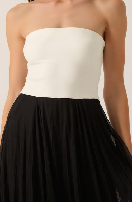 Modenaire Strapless Two-tone Gown With Fitted Bodice And Tulle Skirt In Black