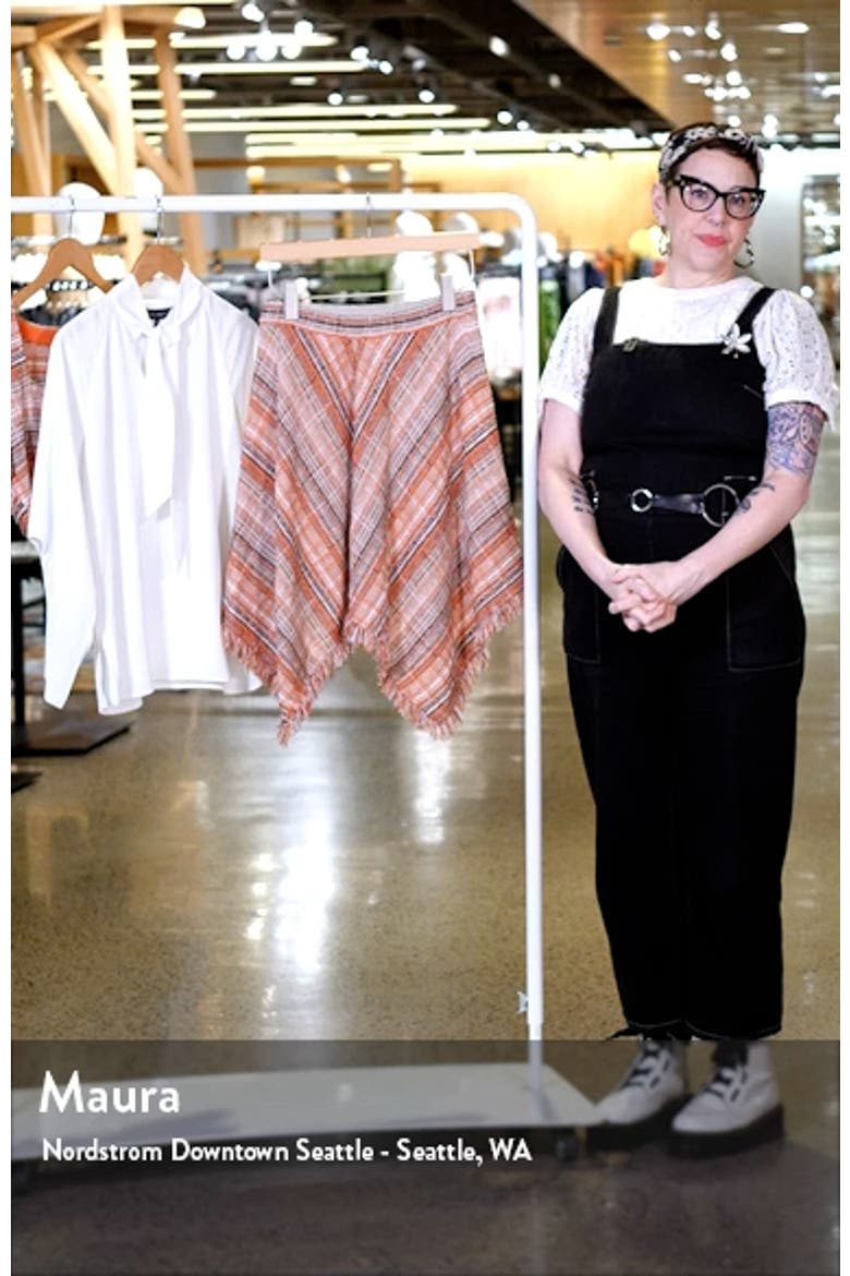 Tweed Handkerchief Hem Knit Skirt video