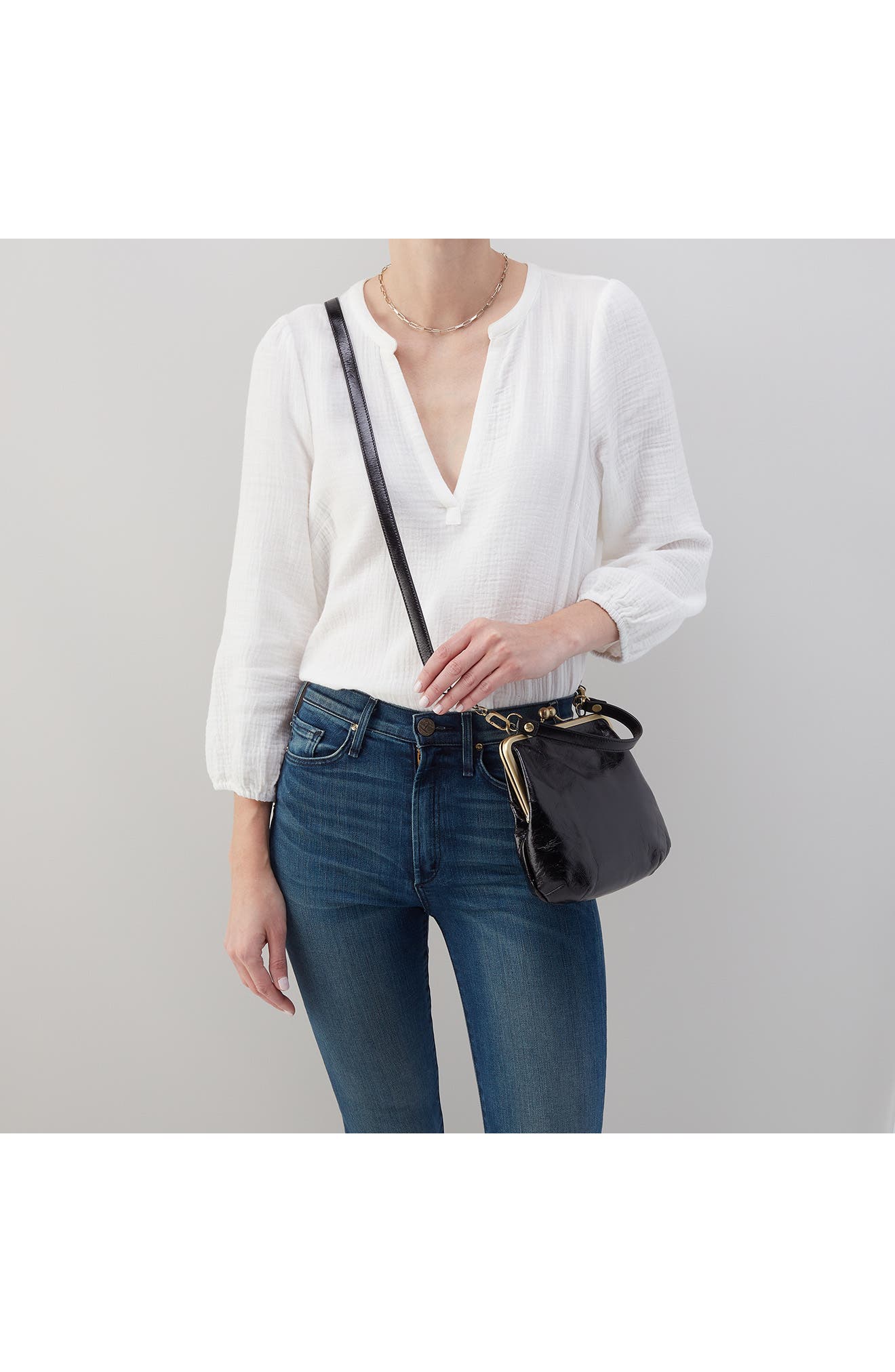 HOBO Alba Leather Frame Crossbody Bag, Alternate, color, Black