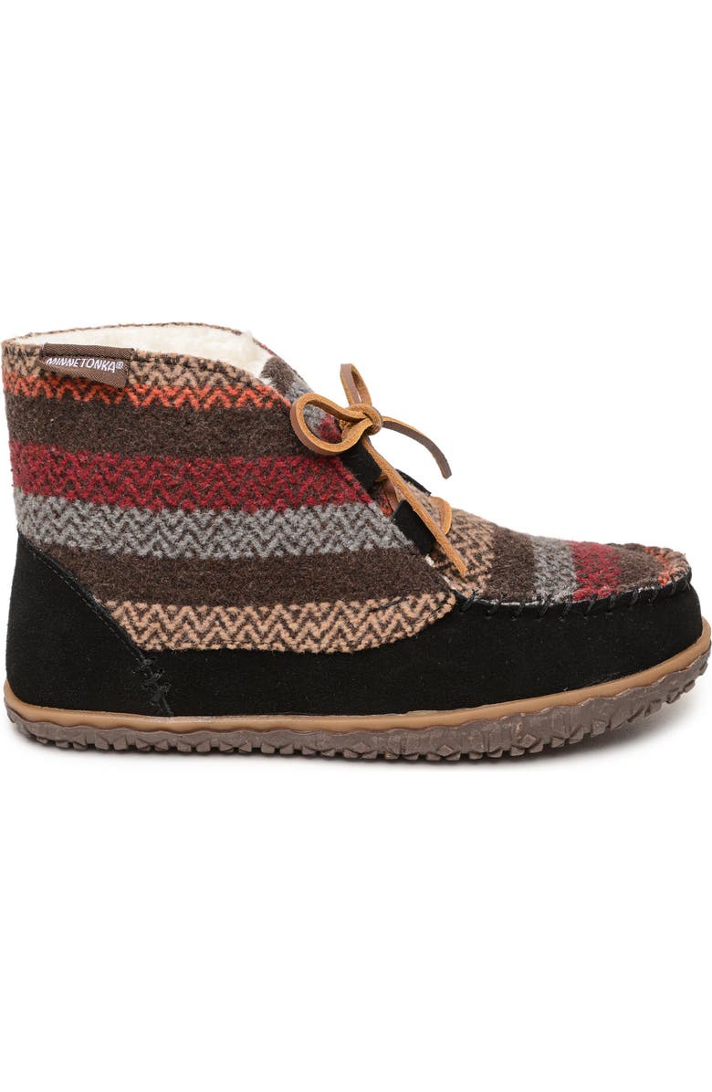 Minnetonka Torrey Faux Fur Lined Slipper Bootie, Alternate, color, Black Multi