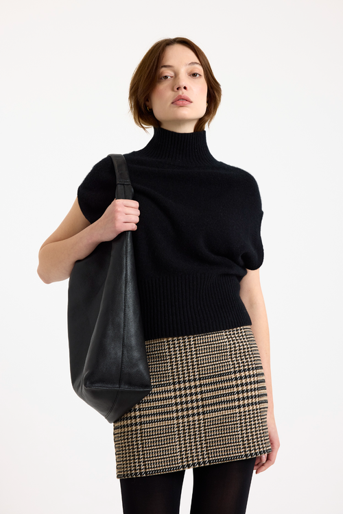 Brodie Pure Cashmere Marilyn Funnel Neck Cashmere Knit Vest In Black