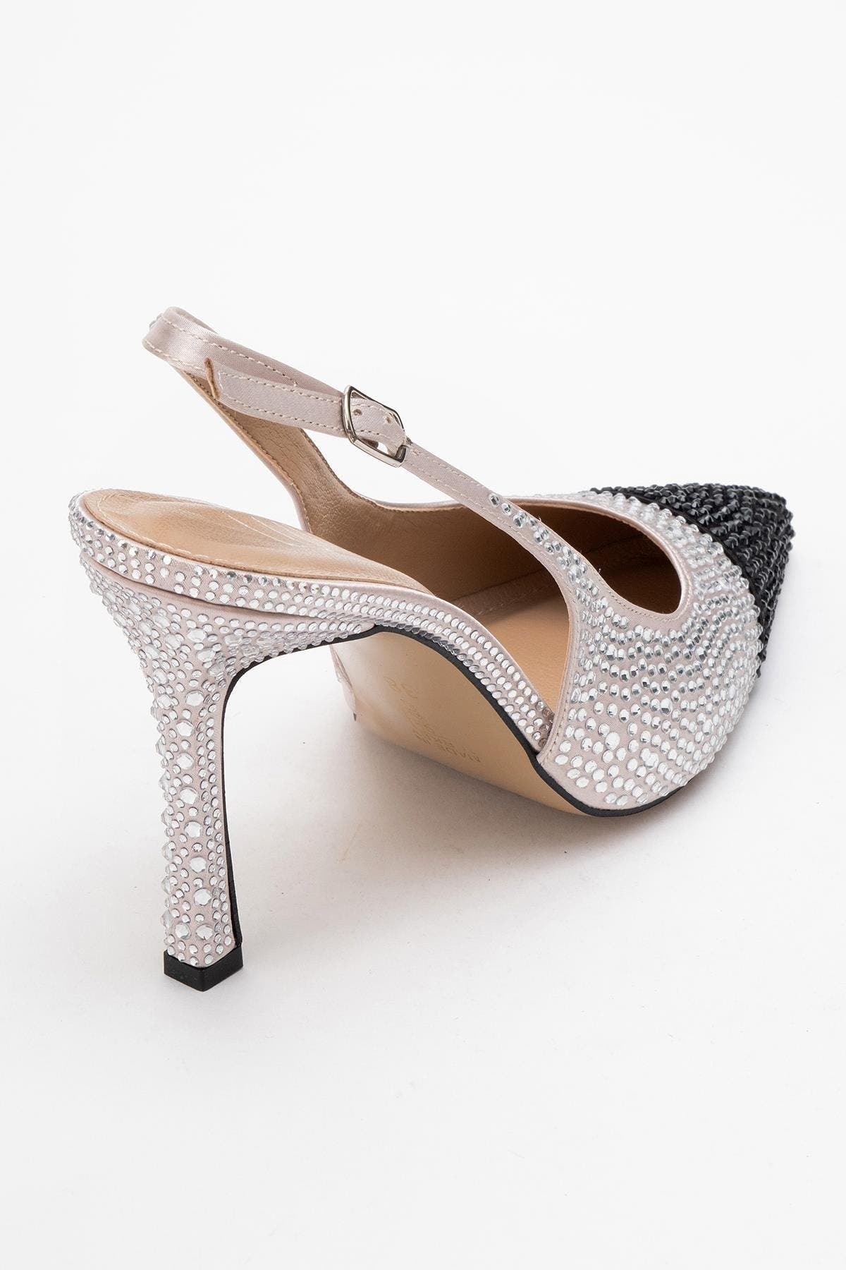 Prologue Shoes London Embellished Pointed Toe Pump, Alternate, color, Beige