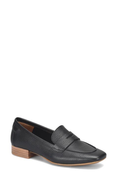 Elinor Moc Toe Penny Loafer (Women)<br>