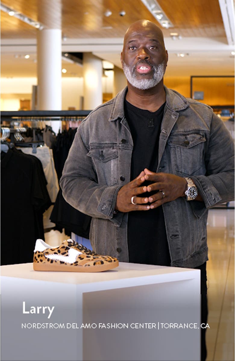 Notice Sneaker