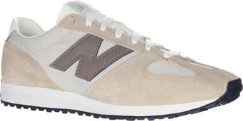 Gender Neutral 471 Sneaker