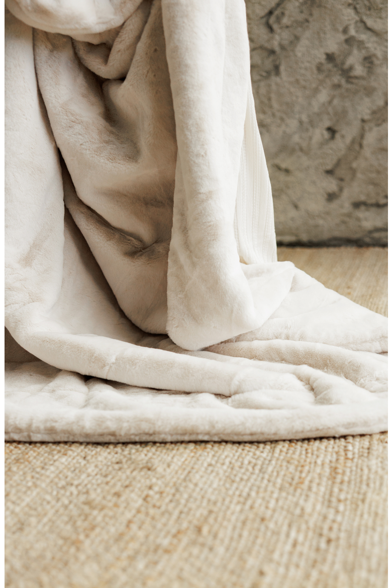 Plush Macadamia Nut Blanket, Alternate, color, Cream