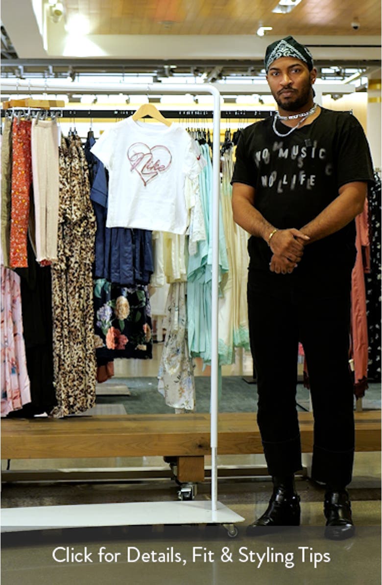 Kids' Swoosh on Pointe Cotton Graphic T-shirt, sales video thumbnail