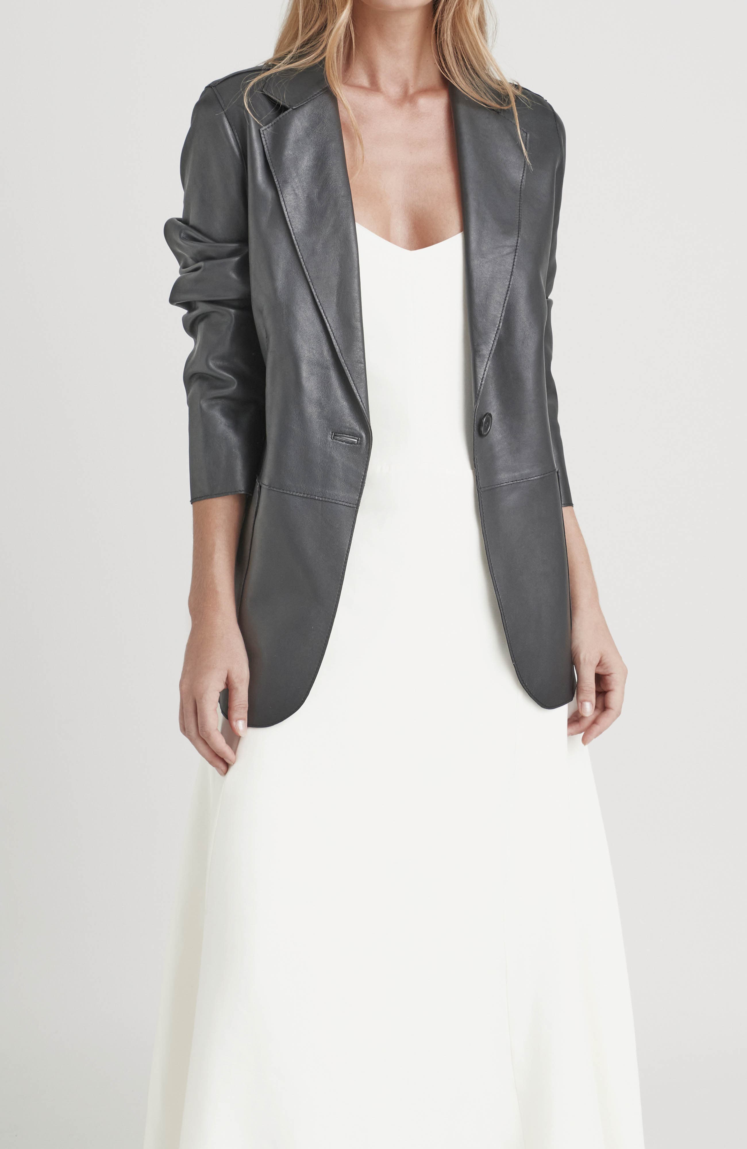 Velez Leather Astromelia Blazer for women with a straight silhouette in Black 