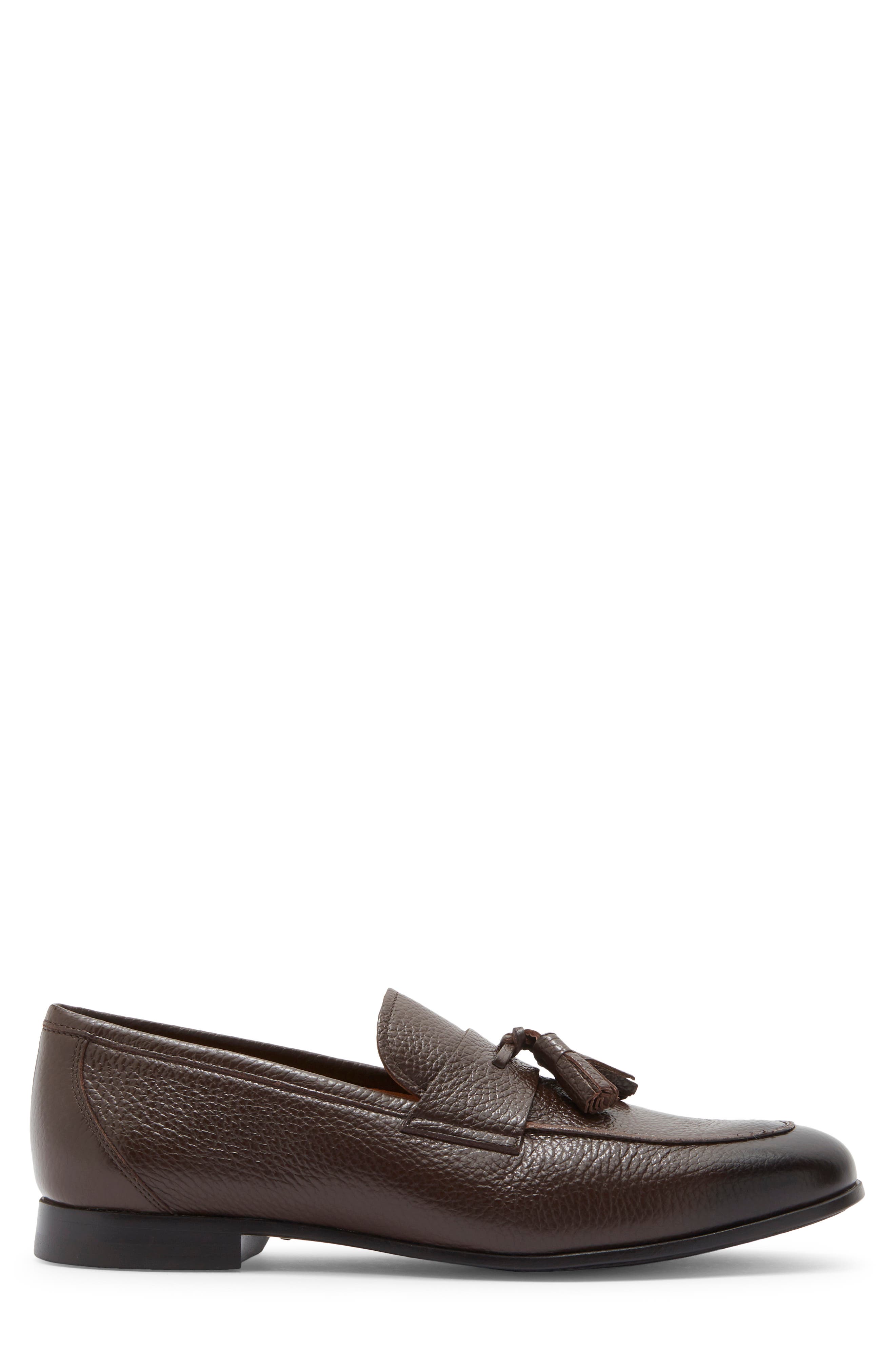 Magnanni Tavarez Tassel Loafer, Alternate, color, Mid Brown Pebble