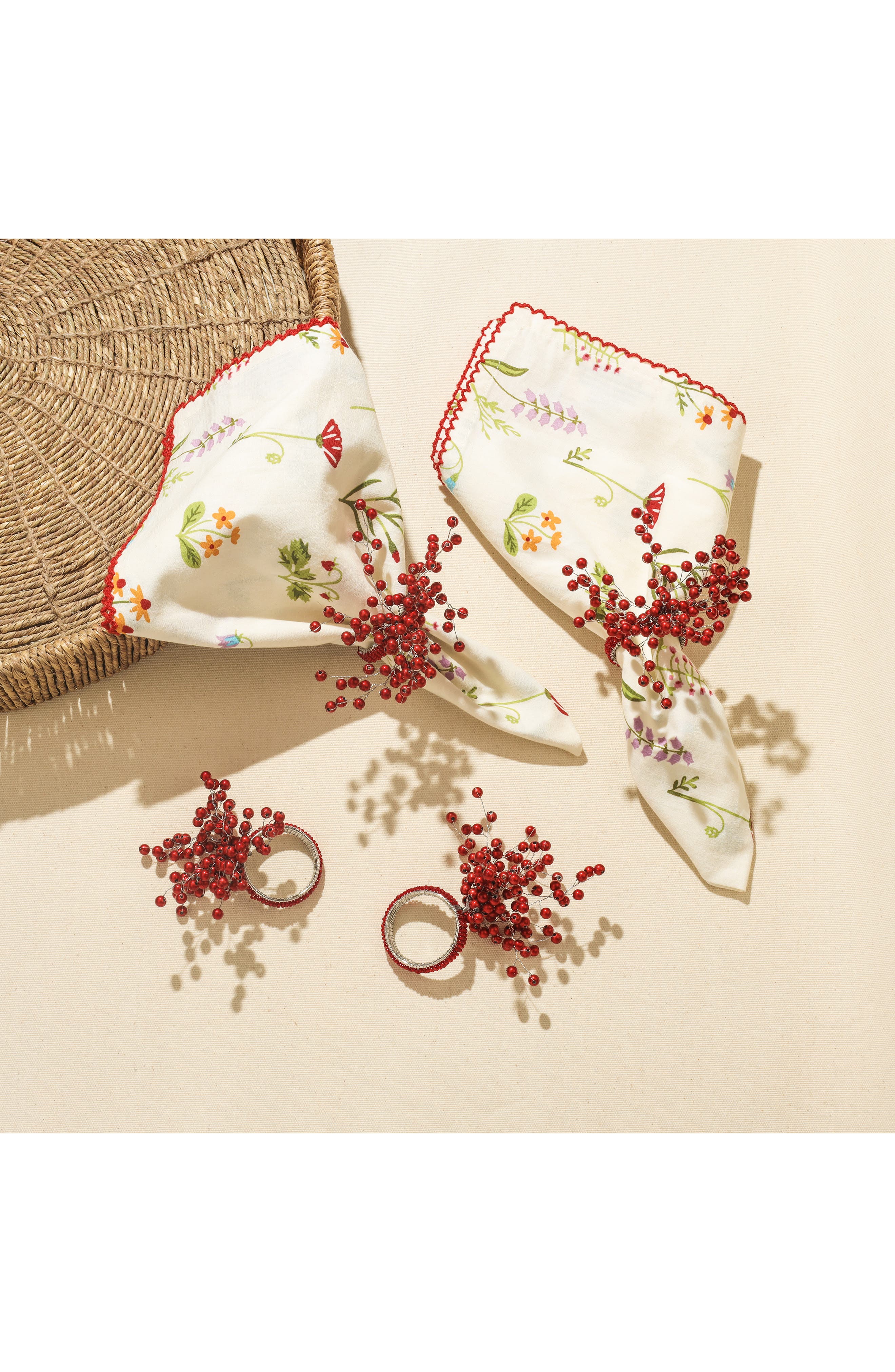 Tiramisu Cascade Set of 4 Napkin Rings | Nordstromrack