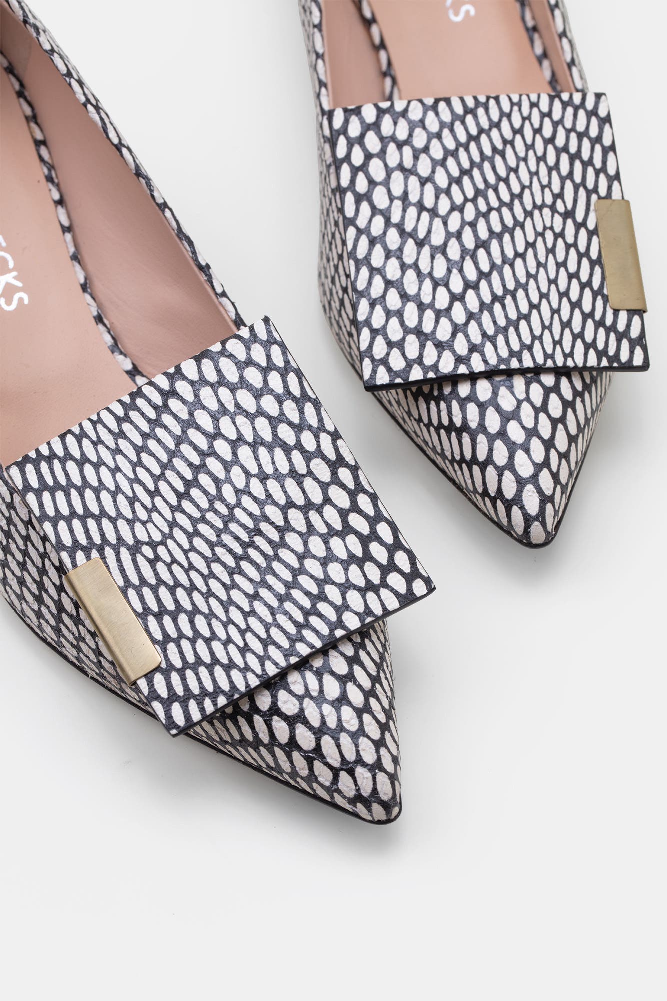 BELLS 
BECKS Allegra Pointed Toe Flat, Alternate, color, Black And White