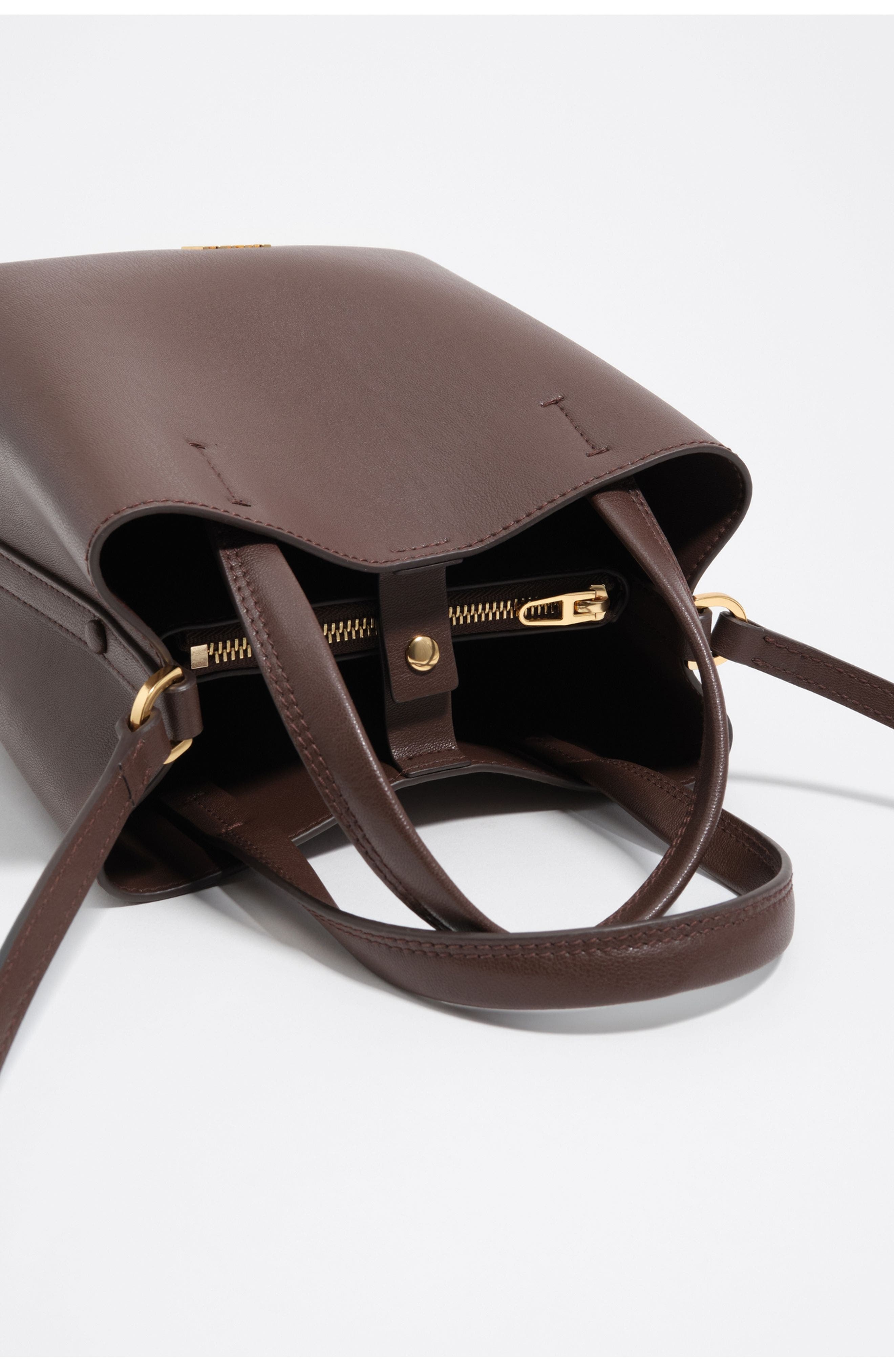 Bimba y Lola Chihuahua Leather Bag, Alternate, color, Chocolate