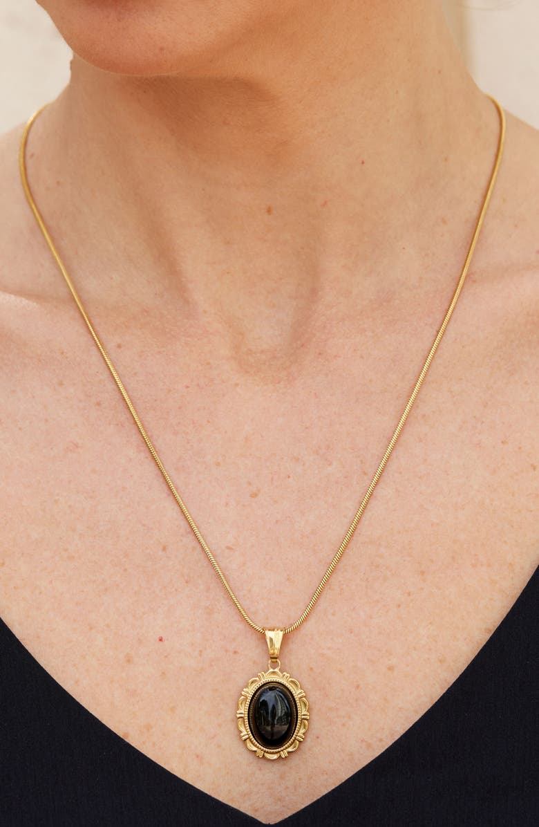 SAVVY CIE JEWELS 18K Gold Plate Onyx Medallion Pendant Necklace, Alternate, color,