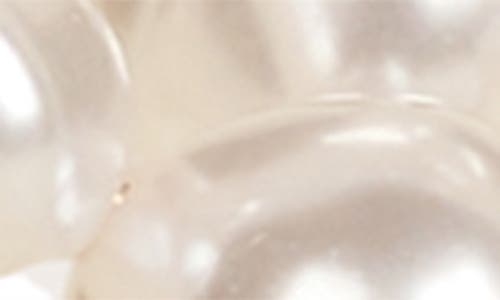 Cult Gaia Kiara Earrings In Pearl