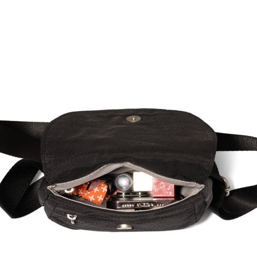 Baggallini Dash Crossbody Bag In Black