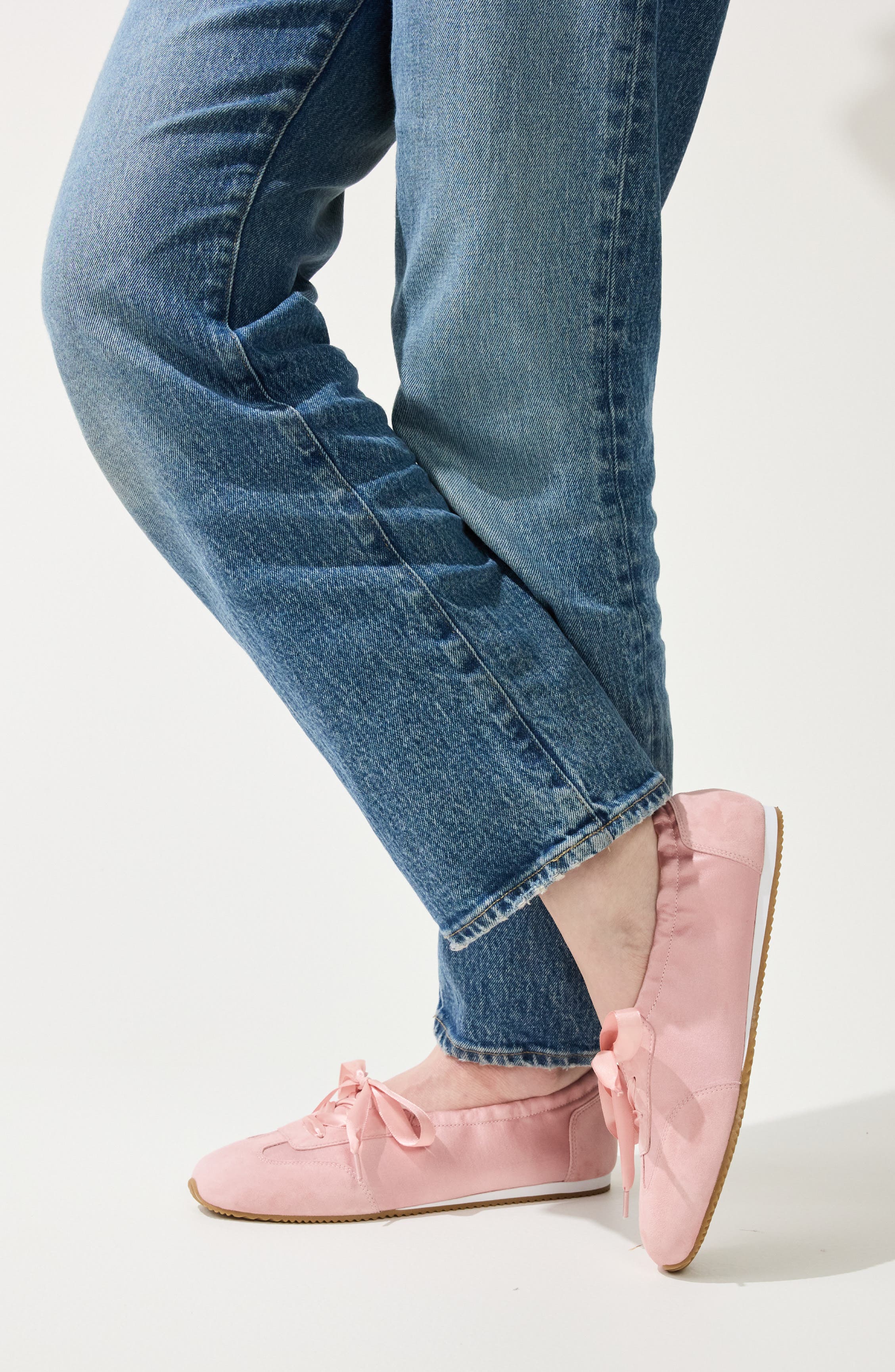 Ava Sneaker, Alternate, color, BALLET