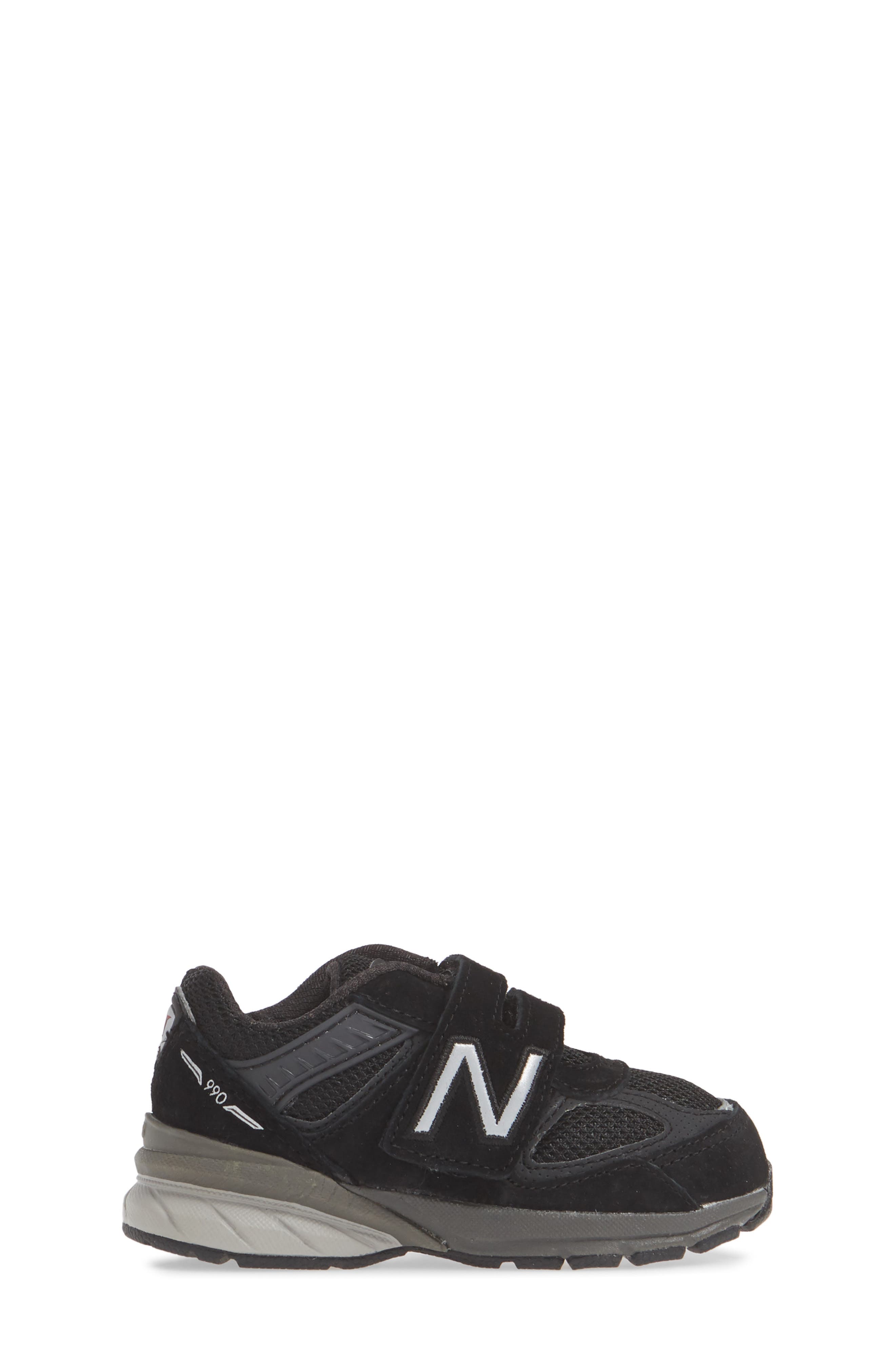 New Balance 990v5 Sneaker, Alternate, color, 
