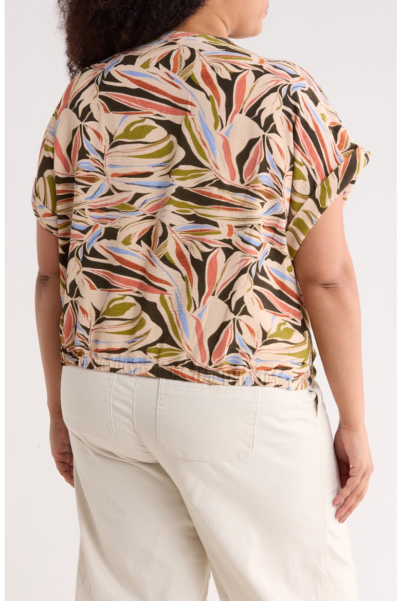 Short Sleeve Twisted Hem Top, Alternate, color, WATER COLOR LEAF
