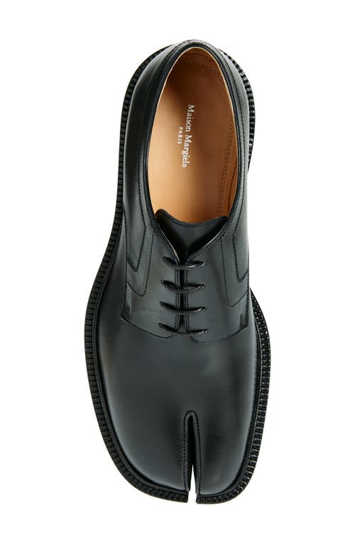 Maison Margiela Tabi Laced Shoes In Black