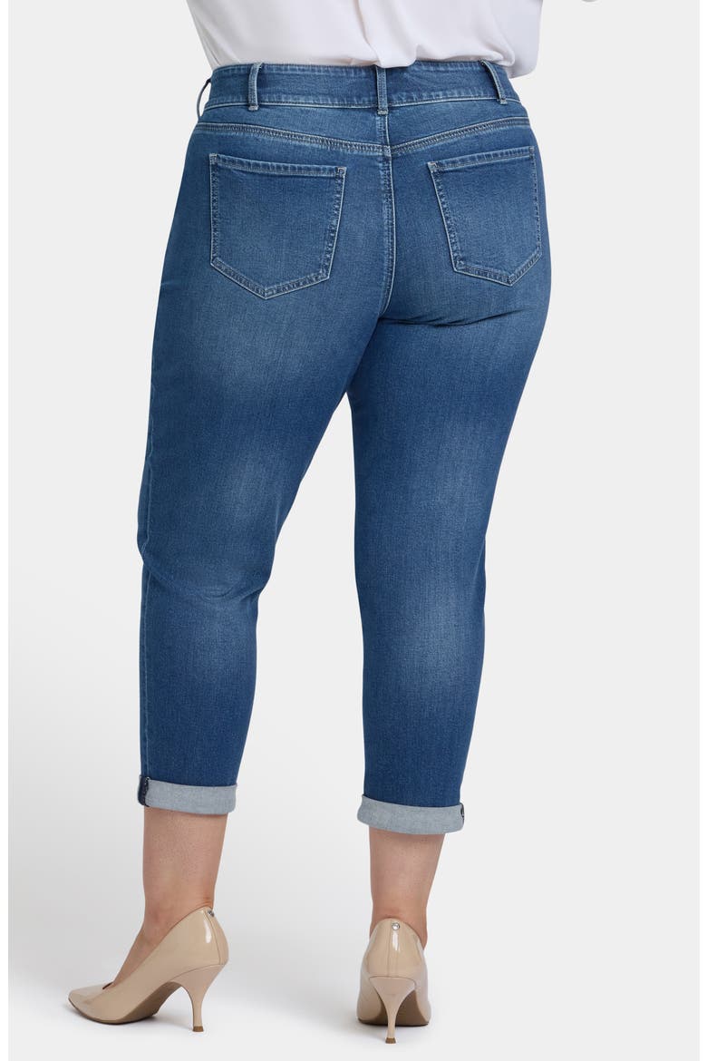 Margot Utility Pocket Crop Girlfriend Jeans, Alternate, color, LAKE NOTRE-DAME