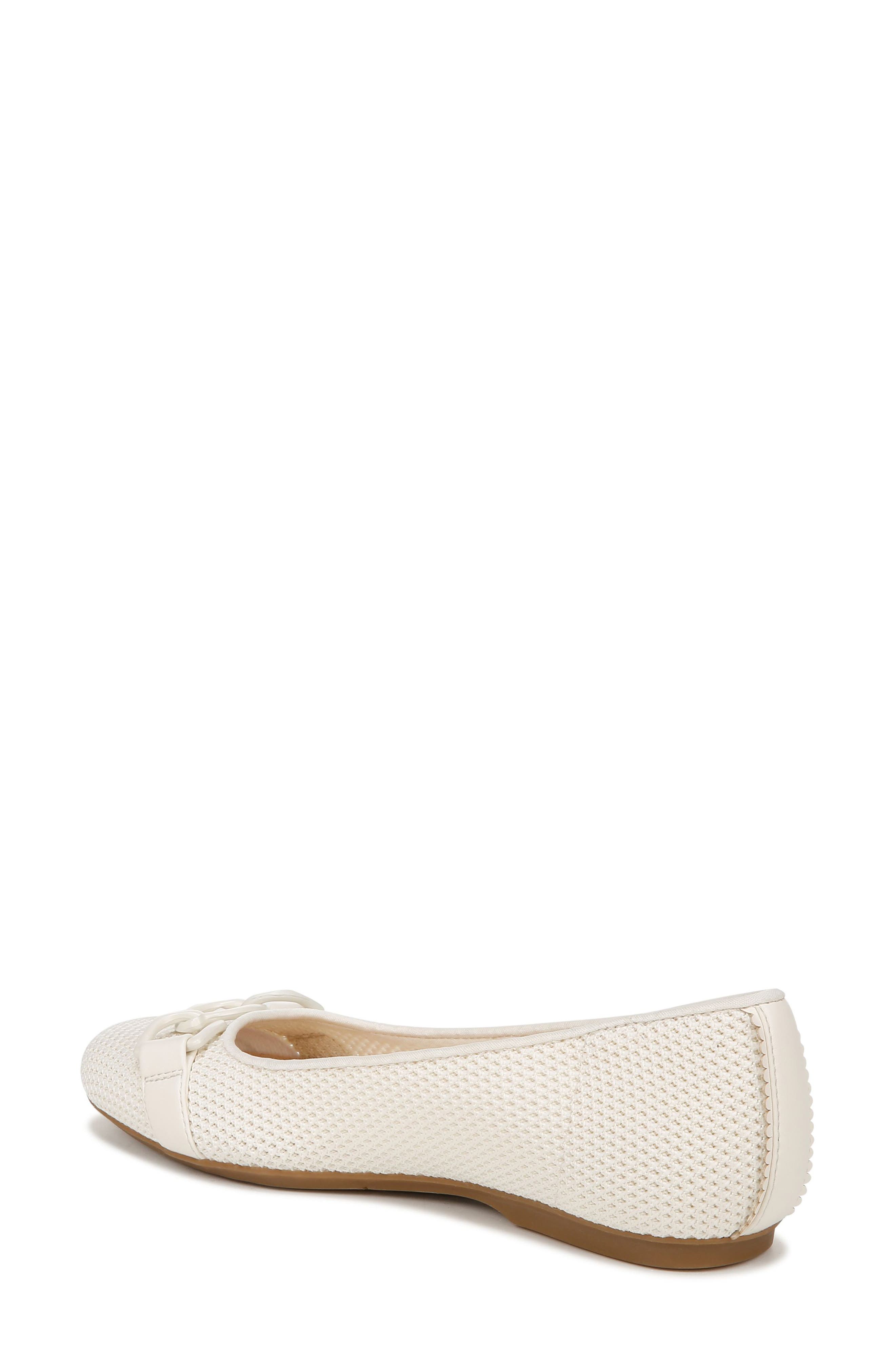 Wexley Chain Detail Flat, Alternate, color, OFF WHITE