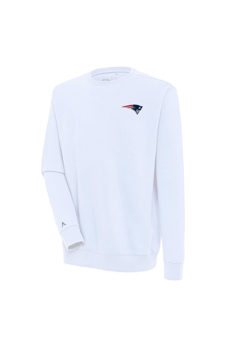 ANTIGUA Men's Antigua  White New England Patriots Victory Pullover Sweatshirt, Main, color, 