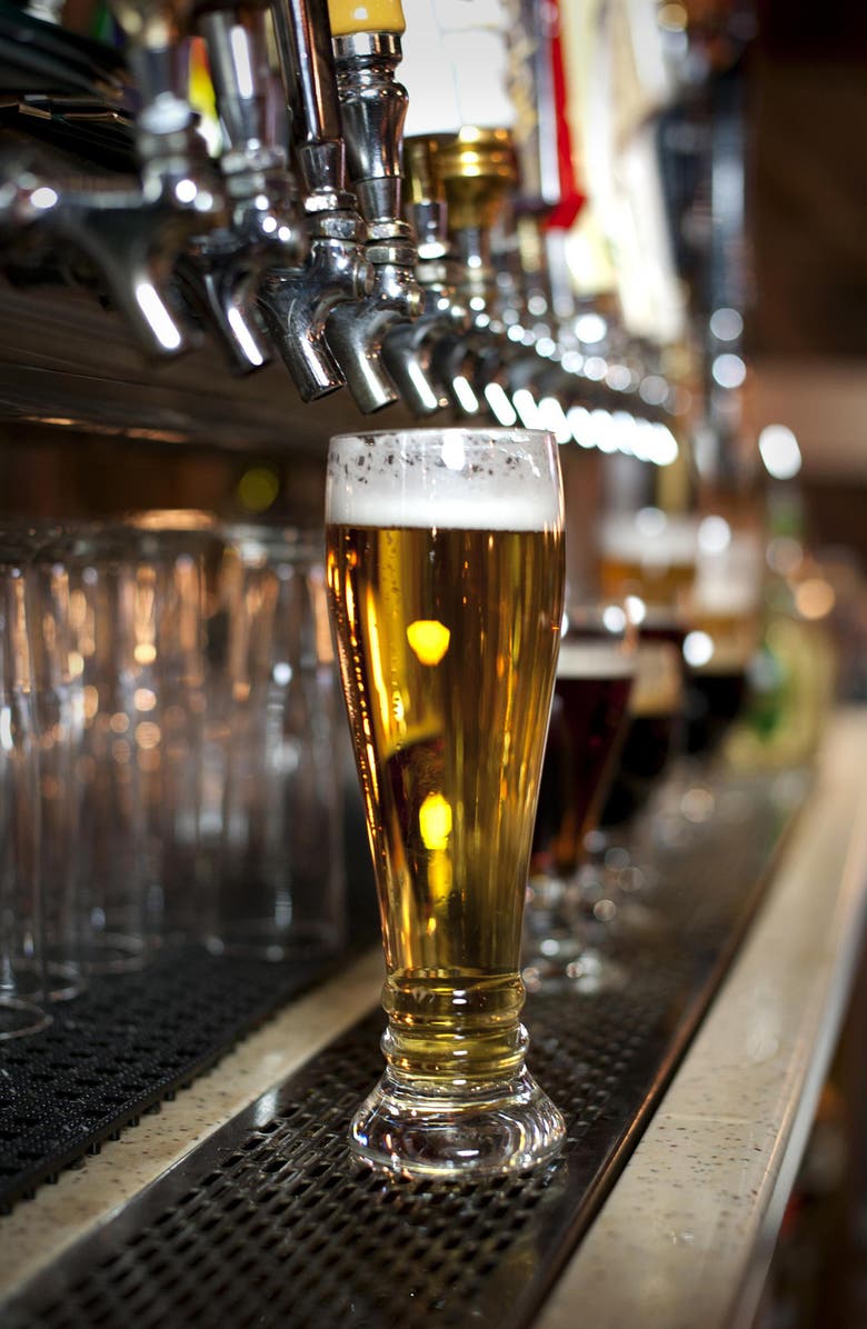 Schott Zwiesel Beer Basic Set of 6 Bavaria Beer Glasses, Alternate, color, Clear