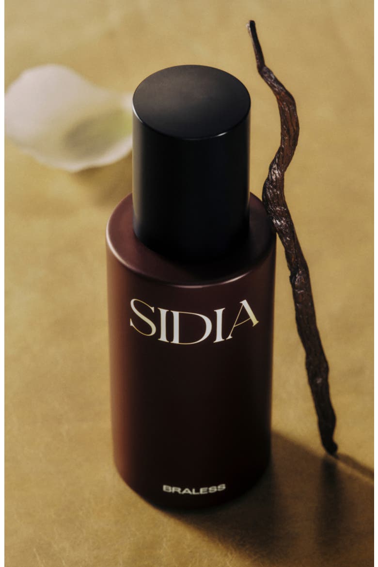 Braless: The Body Mist, Alternate, color, NONE