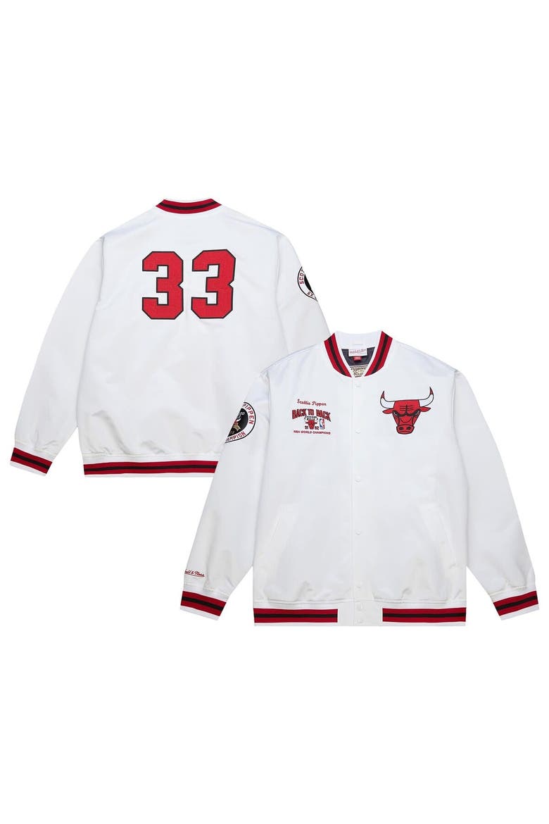 Men's Mitchell & Ness Scottie Pippen White Chicago Bulls NBA Legends Full-Snap Satin Jacket, Main, color, White