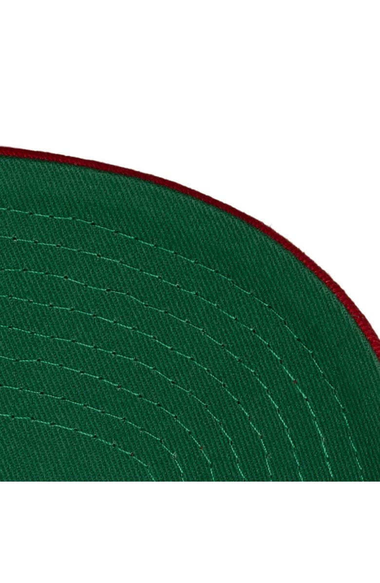 Mitchell & Ness Men's Mitchell & Ness Cream/Red Chicago Bulls Soul Festival Staggered Zag Pro Crown Snapback Hat, Alternate, color,