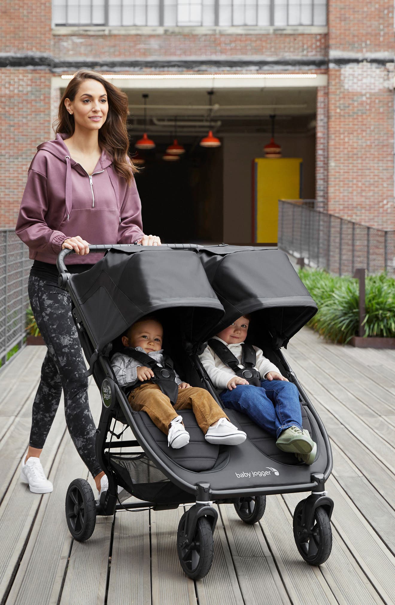 uppababy stroller g lite G-LITE Stroller, 2021, Denny (Red) cn_Q3Q4_25 elevated look with darker Fish Finder Explained For Model:TPSW8000HGC