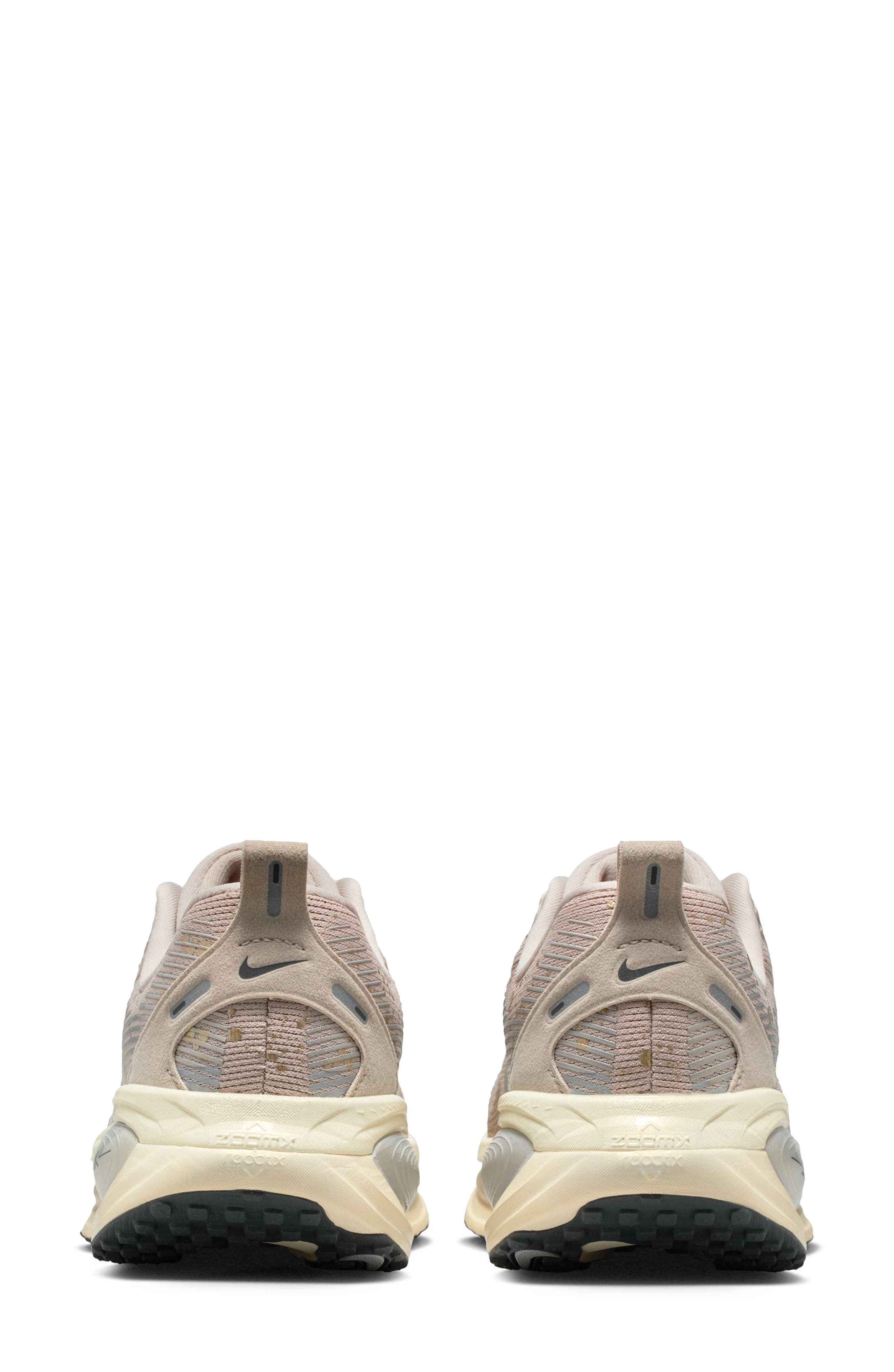 Vomero 18 Running Shoe, Alternate, color, CREAM/ GOLD GRAIN/ MILK