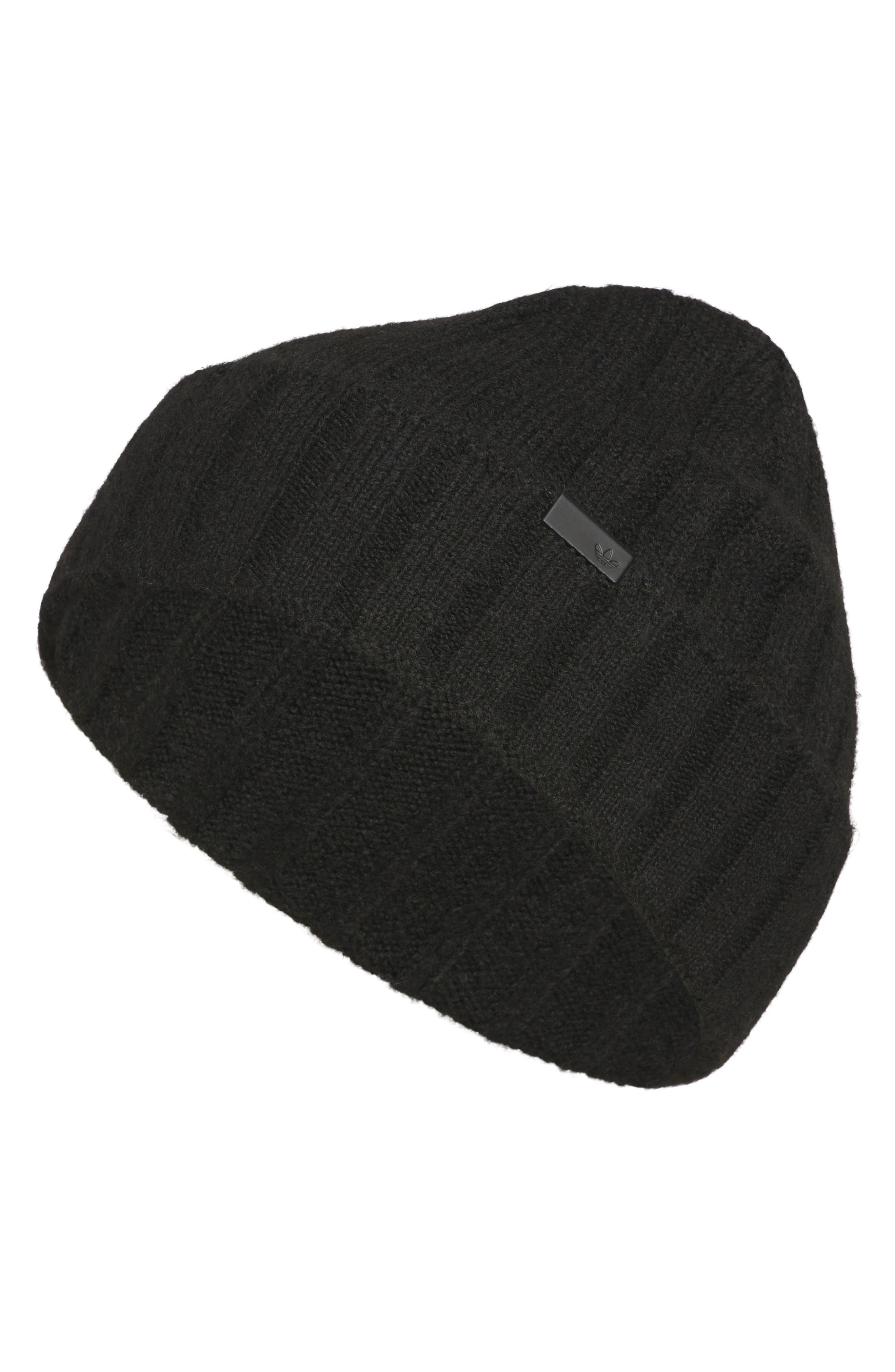 BLACK/ GREY