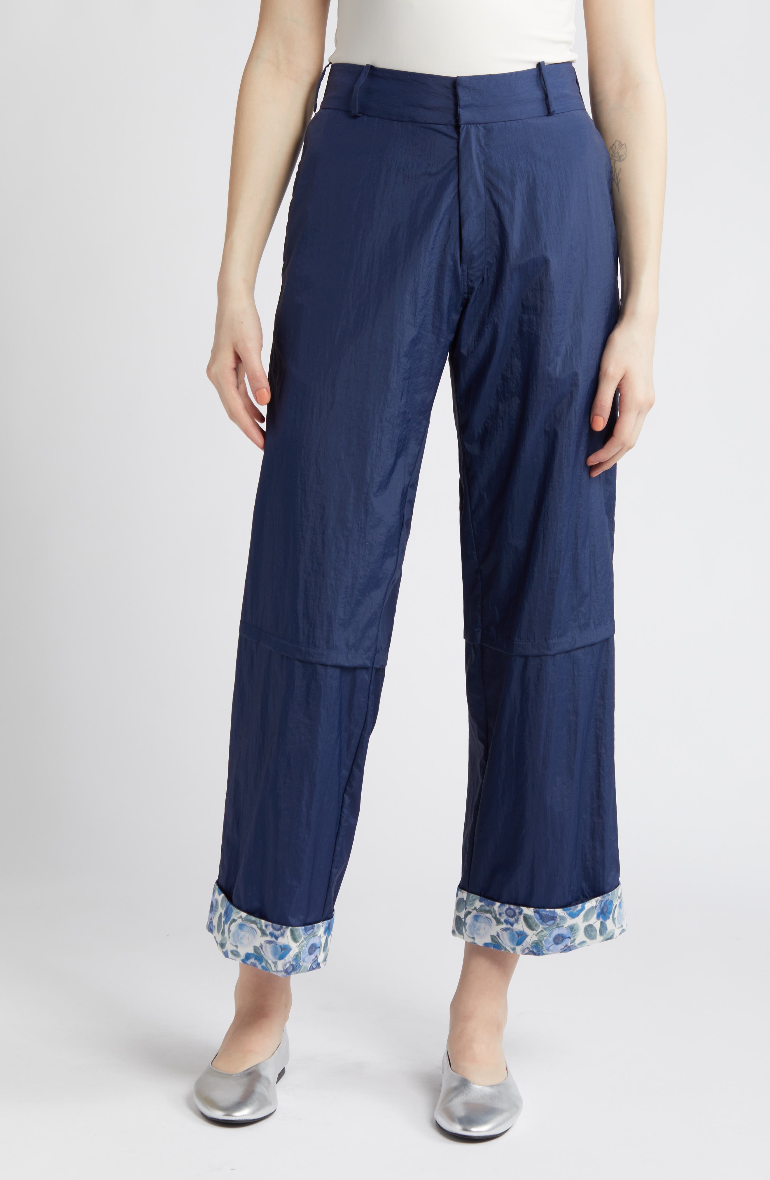 COMING OF AGE x Liberty London Heidi Rose Print Cuff Pants in Navy/heidi Rose 