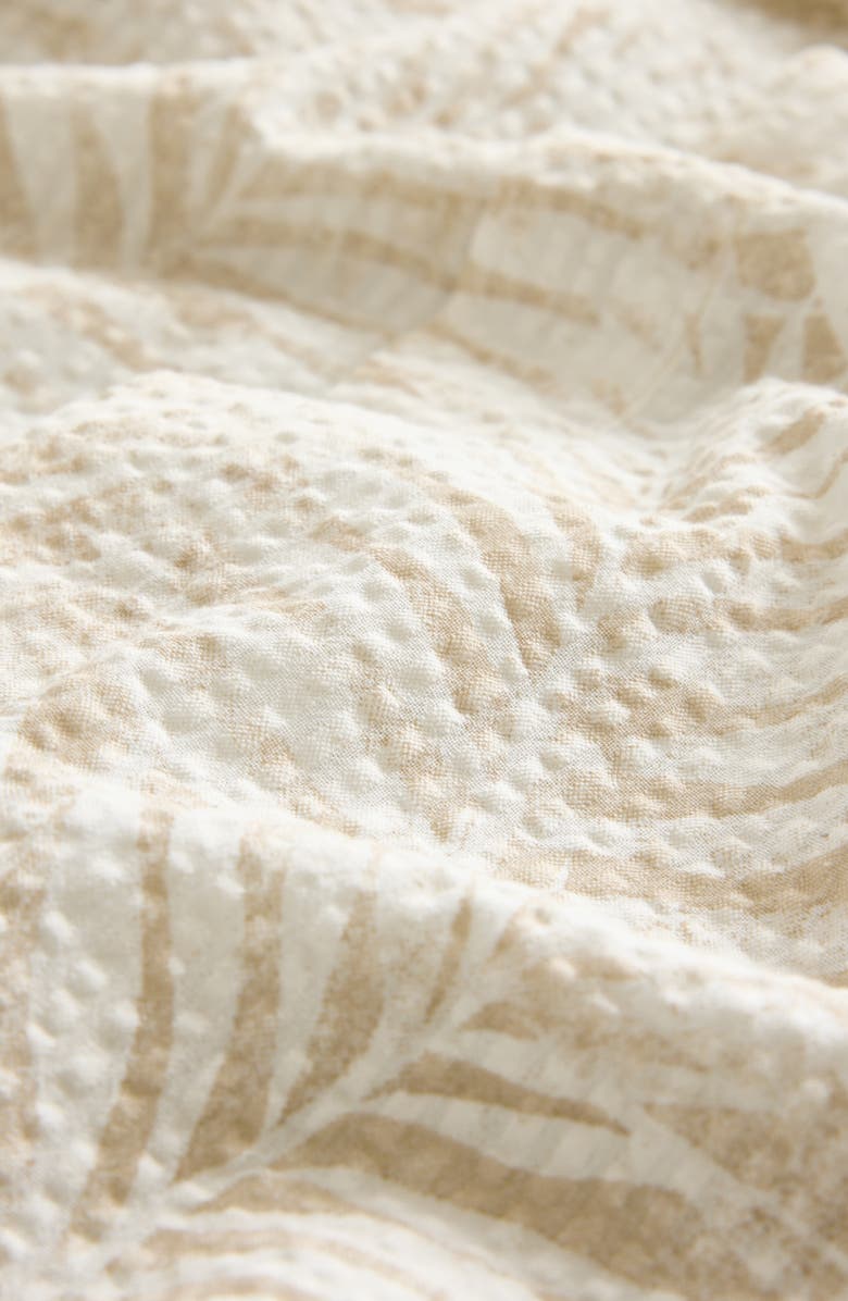 John Varvatos Loren Short Sleeve Cotton Seersucker Button-Up Shirt, Alternate, color, 