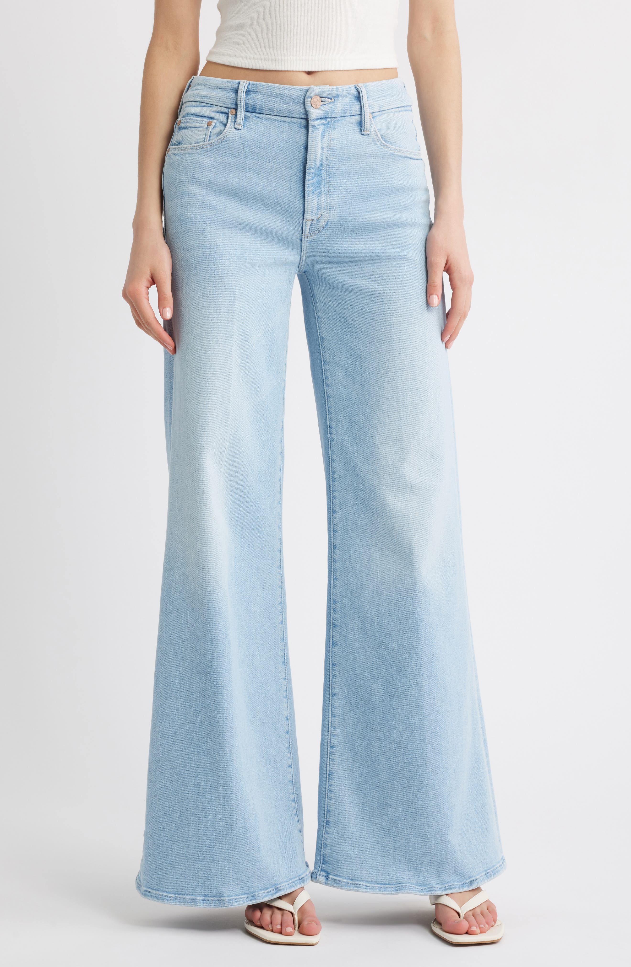 The Roller Sneak Wide Legs Jeans