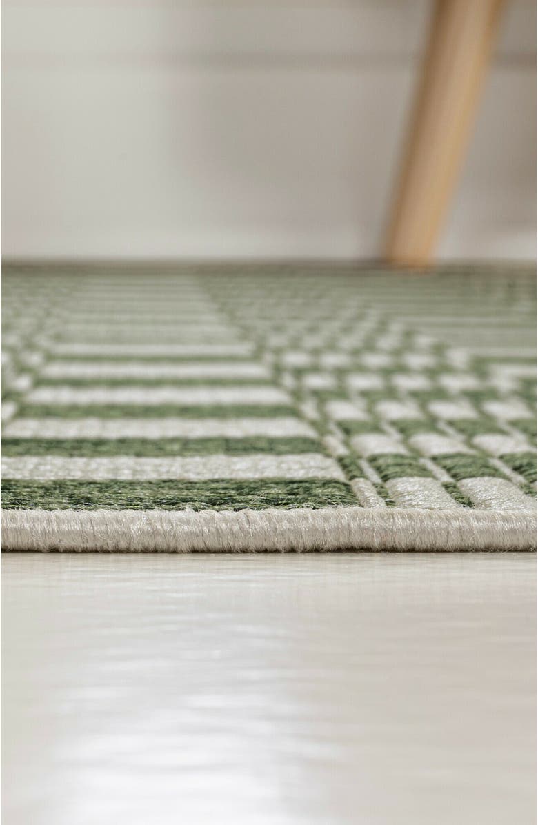 JONATHAN Y Aimee Traditional Cottage Checkerboard Indoor/Outdoor Area Rug, Alternate, color, Green/Cream