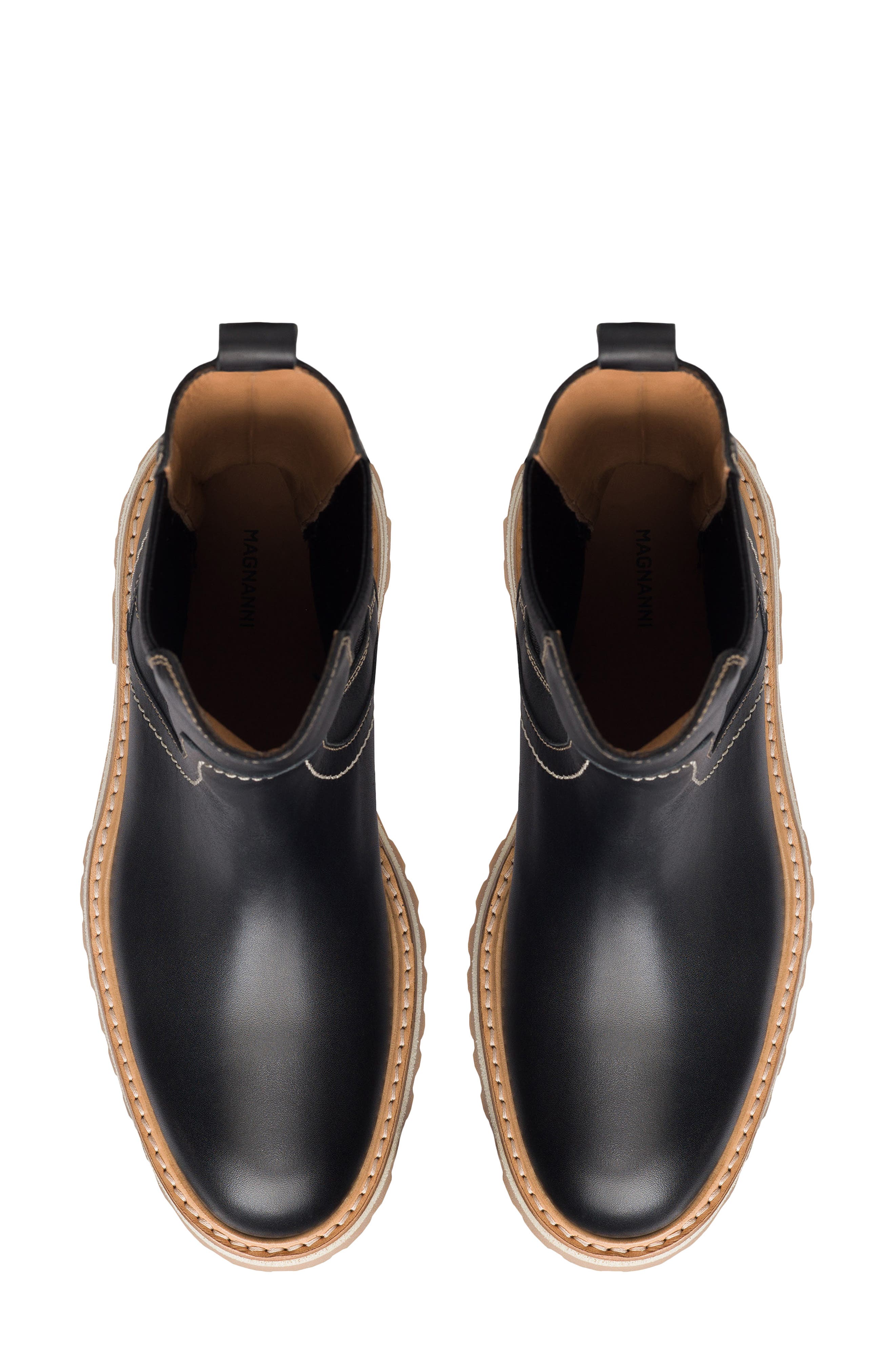 Magnanni Nova Lug Sole Chelsea Boot, Alternate, color, Black