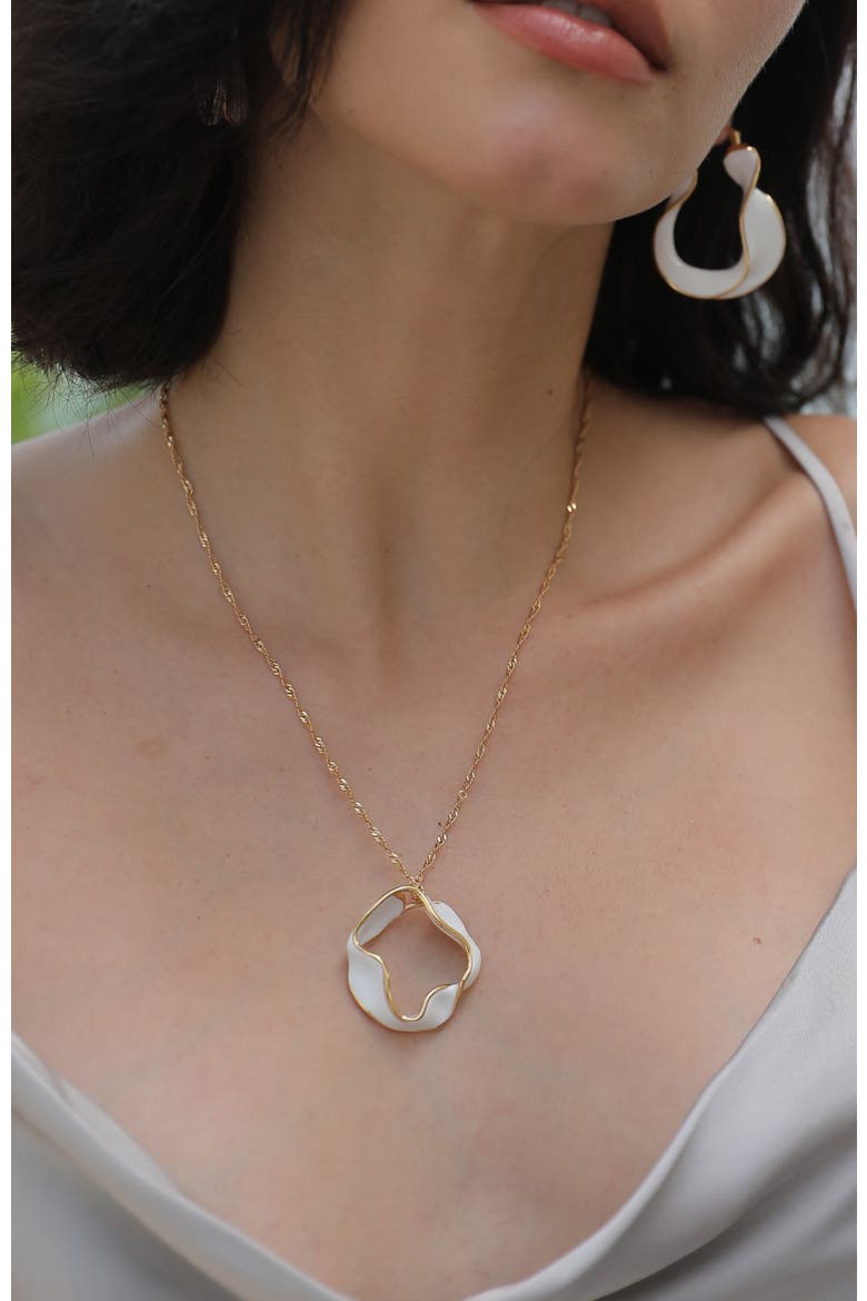 Breeze Necklace, Alternate, color, Gold & White