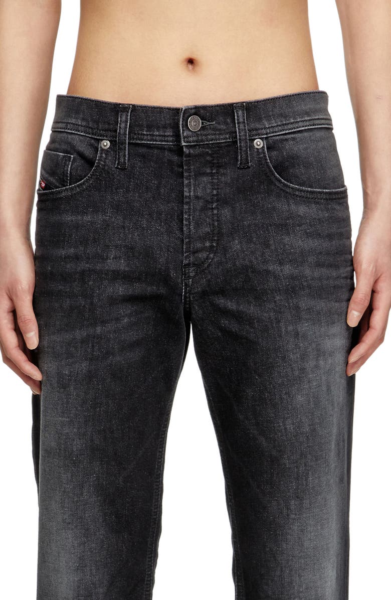 DIESEL<sup>®</sup> 2023 D-Finitive Tapered Leg Jeans, Alternate, color, Black/ Denim