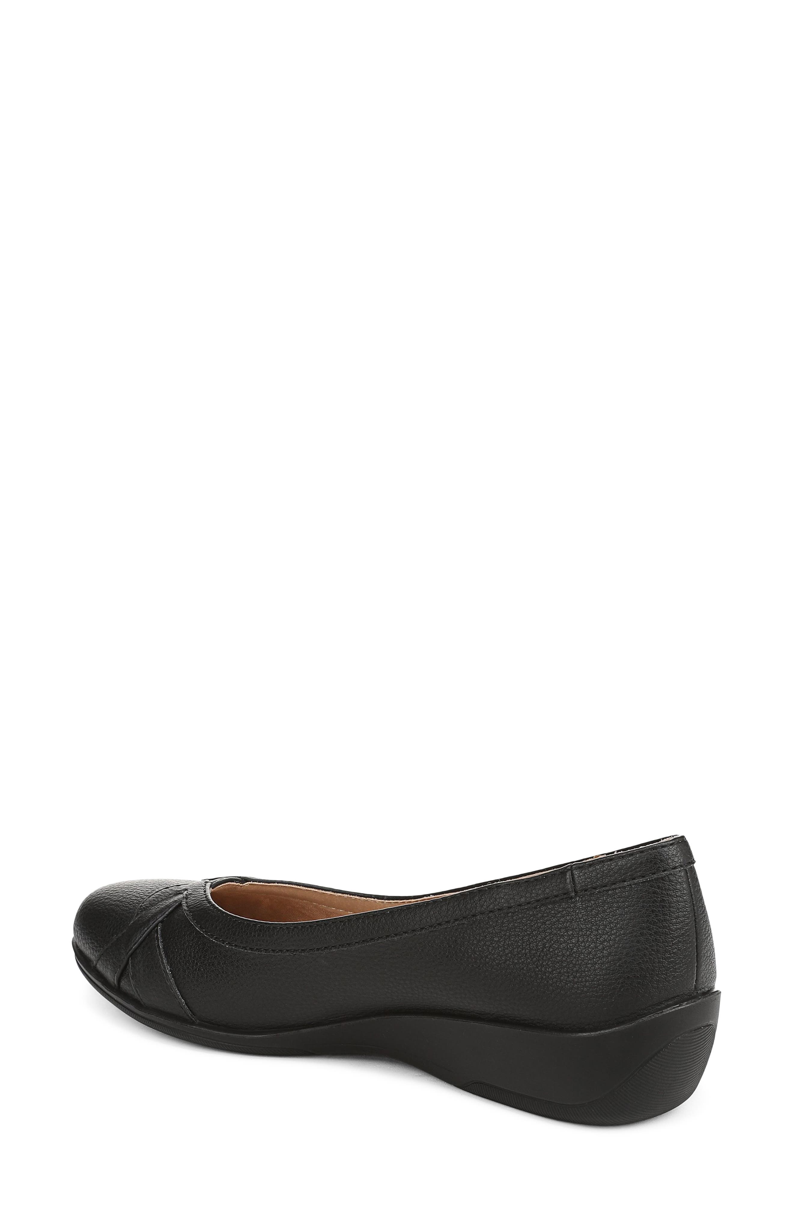LifeStride Infinite Loafer, Alternate, color, Black