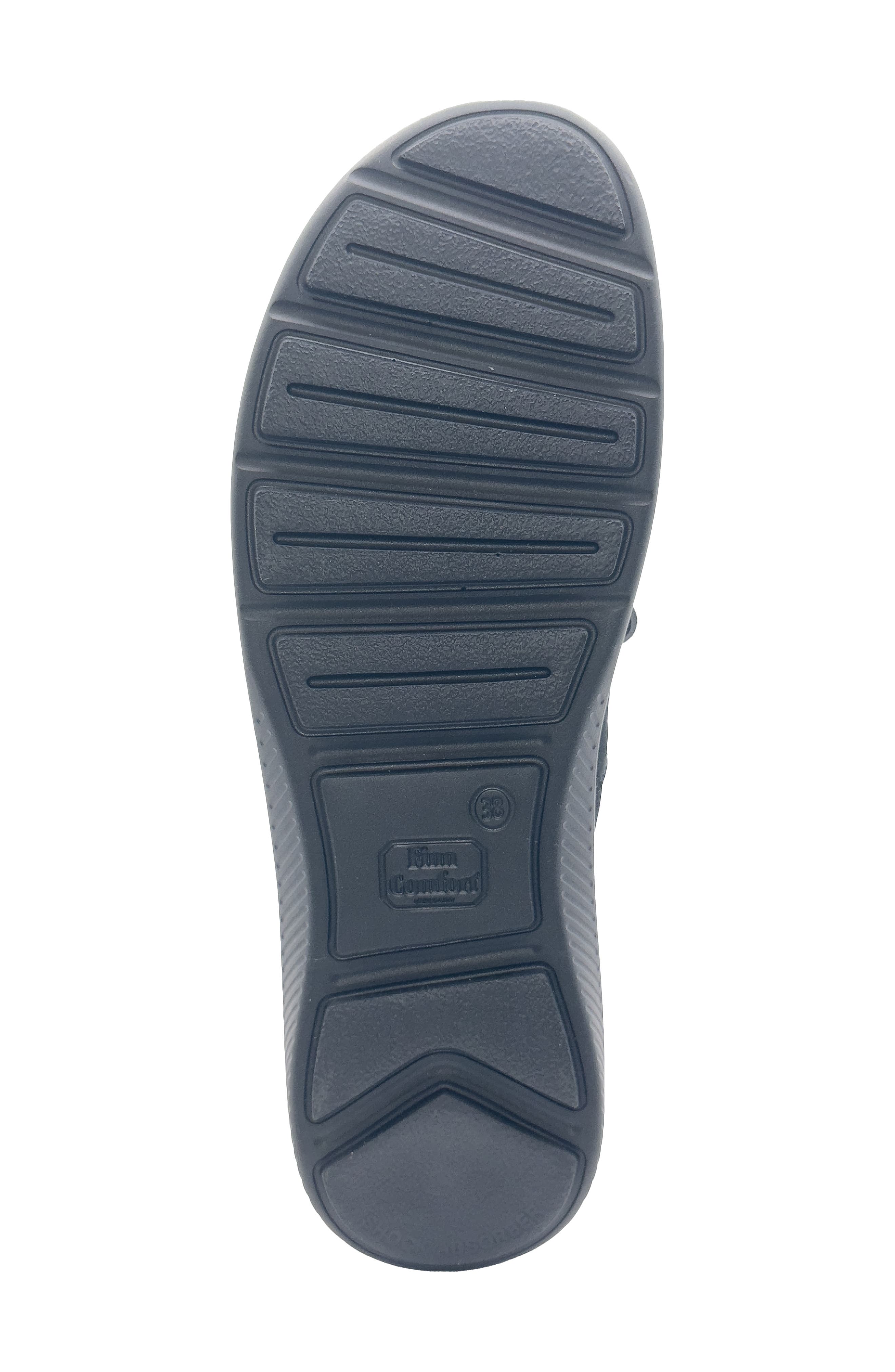 Finn Comfort Spa Chukka Sneaker, Alternate, color, Black