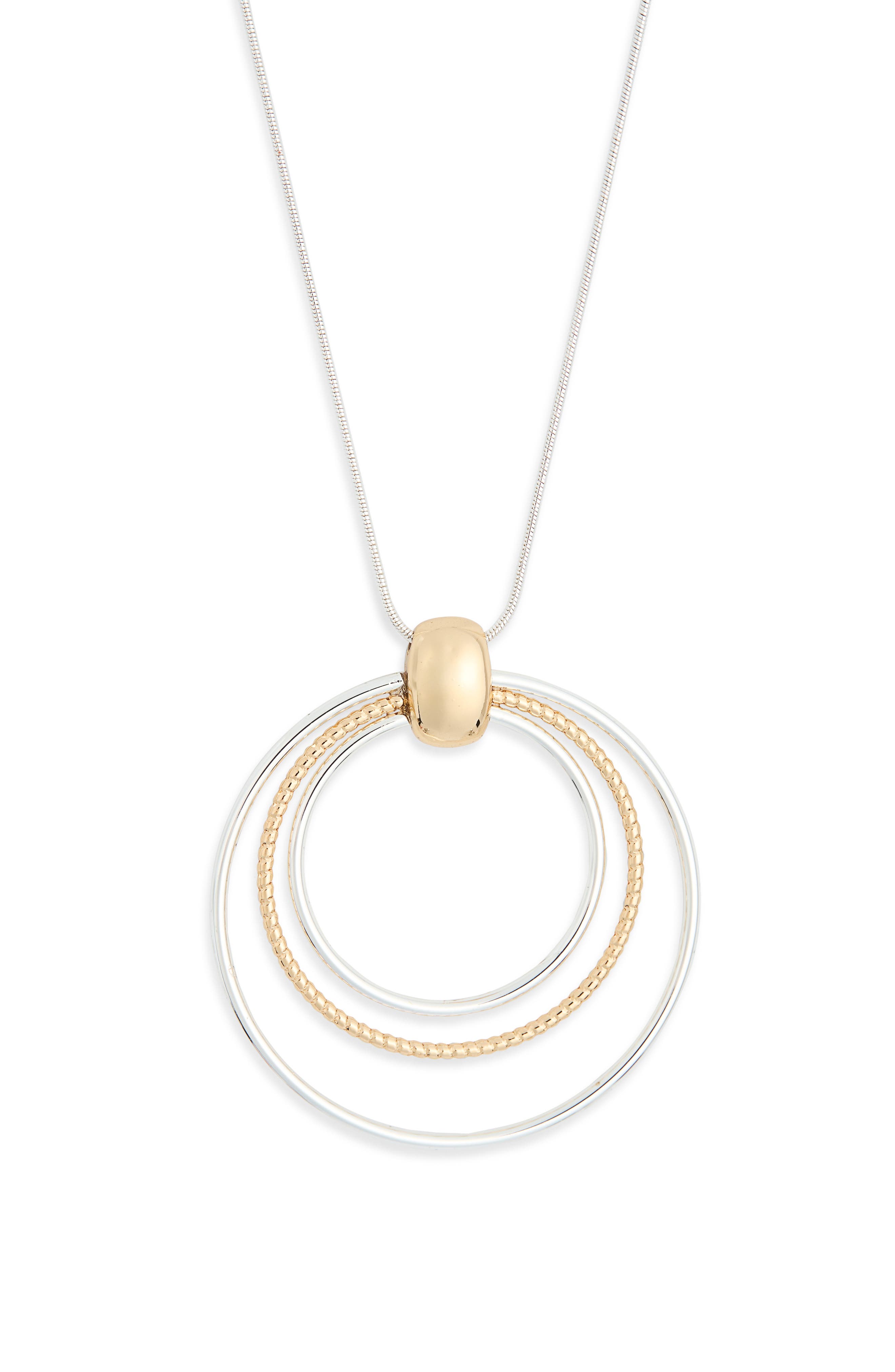 NORDSTROM RACK Circle Pendant Necklace