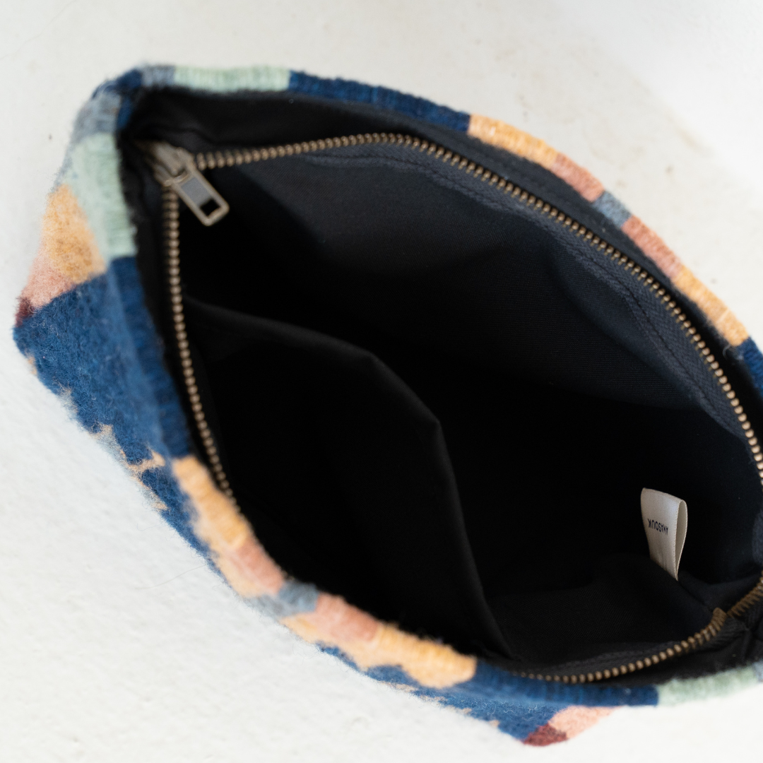 Amasouk Wild River Pouch, Alternate, color, Blue