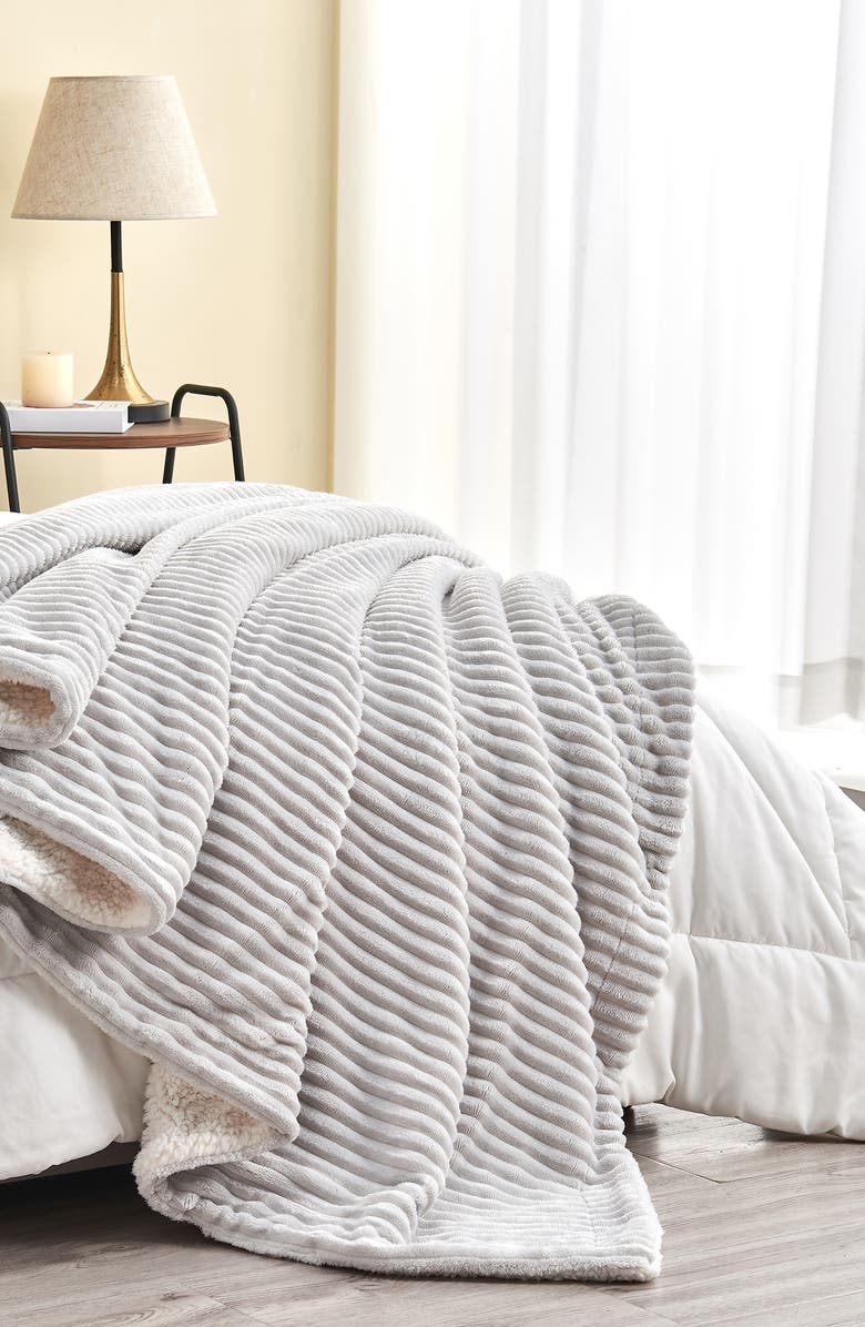 Woven & Weft Ribbed Faux Shearling Reversible Blanket, Alternate, color, Light Grey