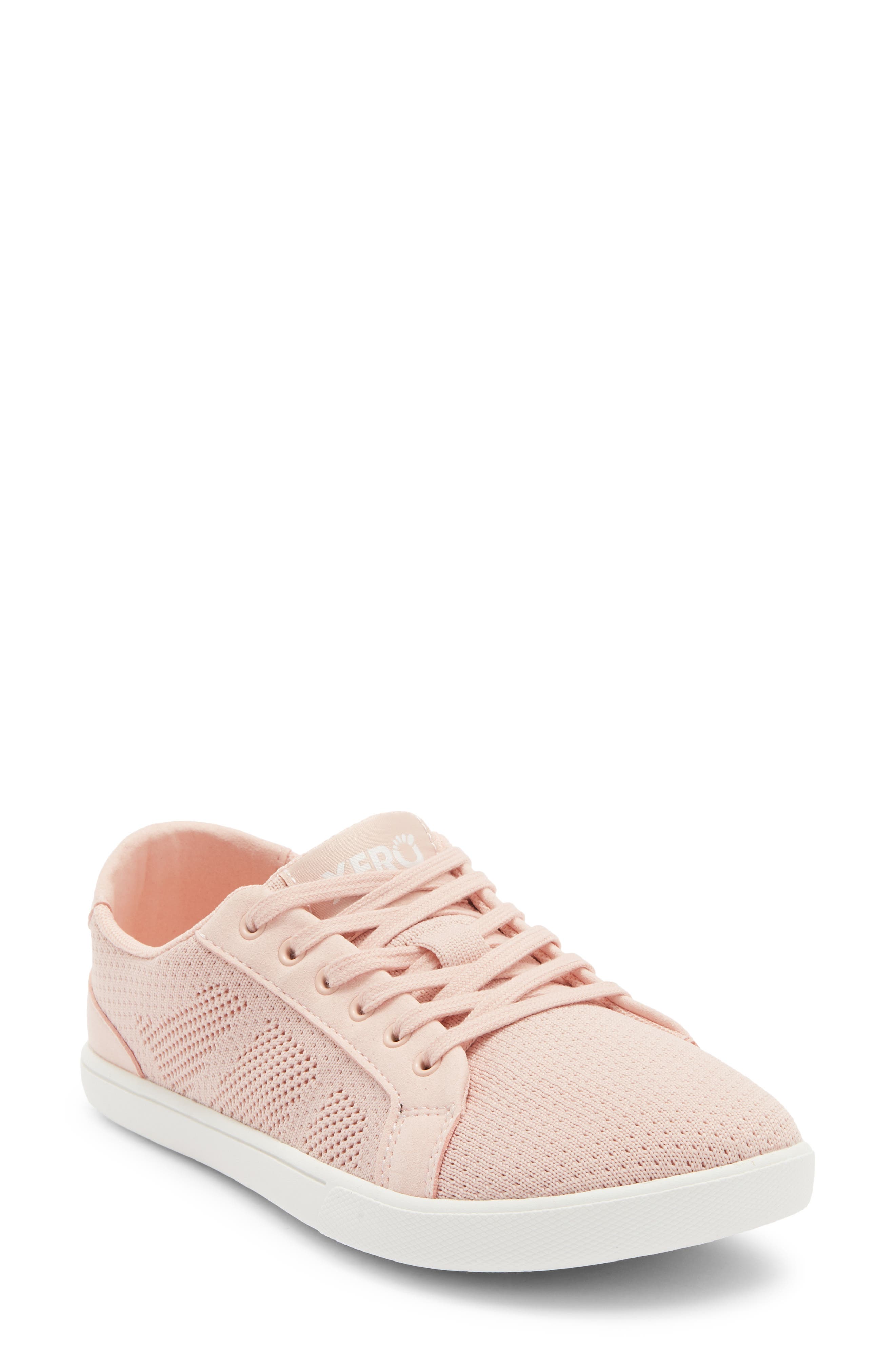 Dillon Sneaker