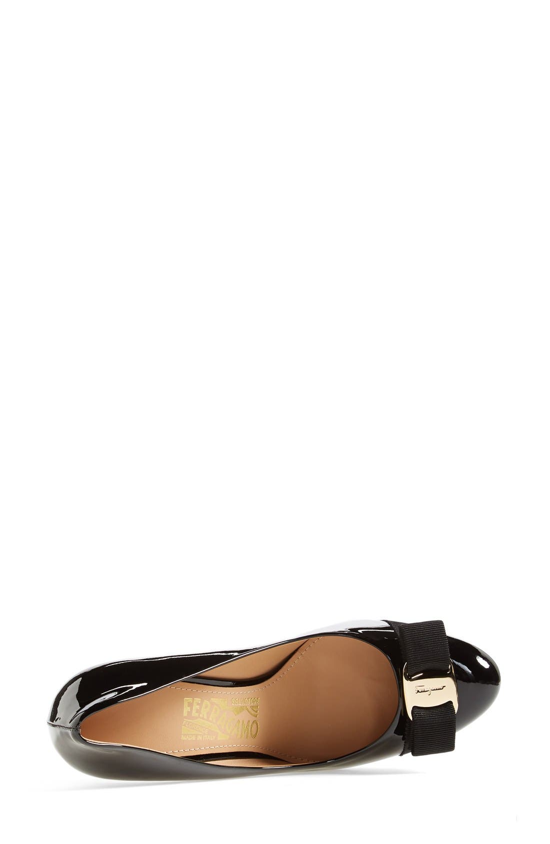 Salvatore Ferragamo Pimpa Rounded Toe Bow Pump, Alternate, color, NERO PATENT