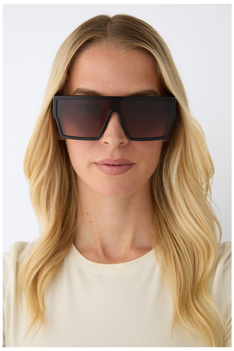 Electra 136mm Gradient Shield Sunglasses, Alternate, color, BROWN GRADIENT