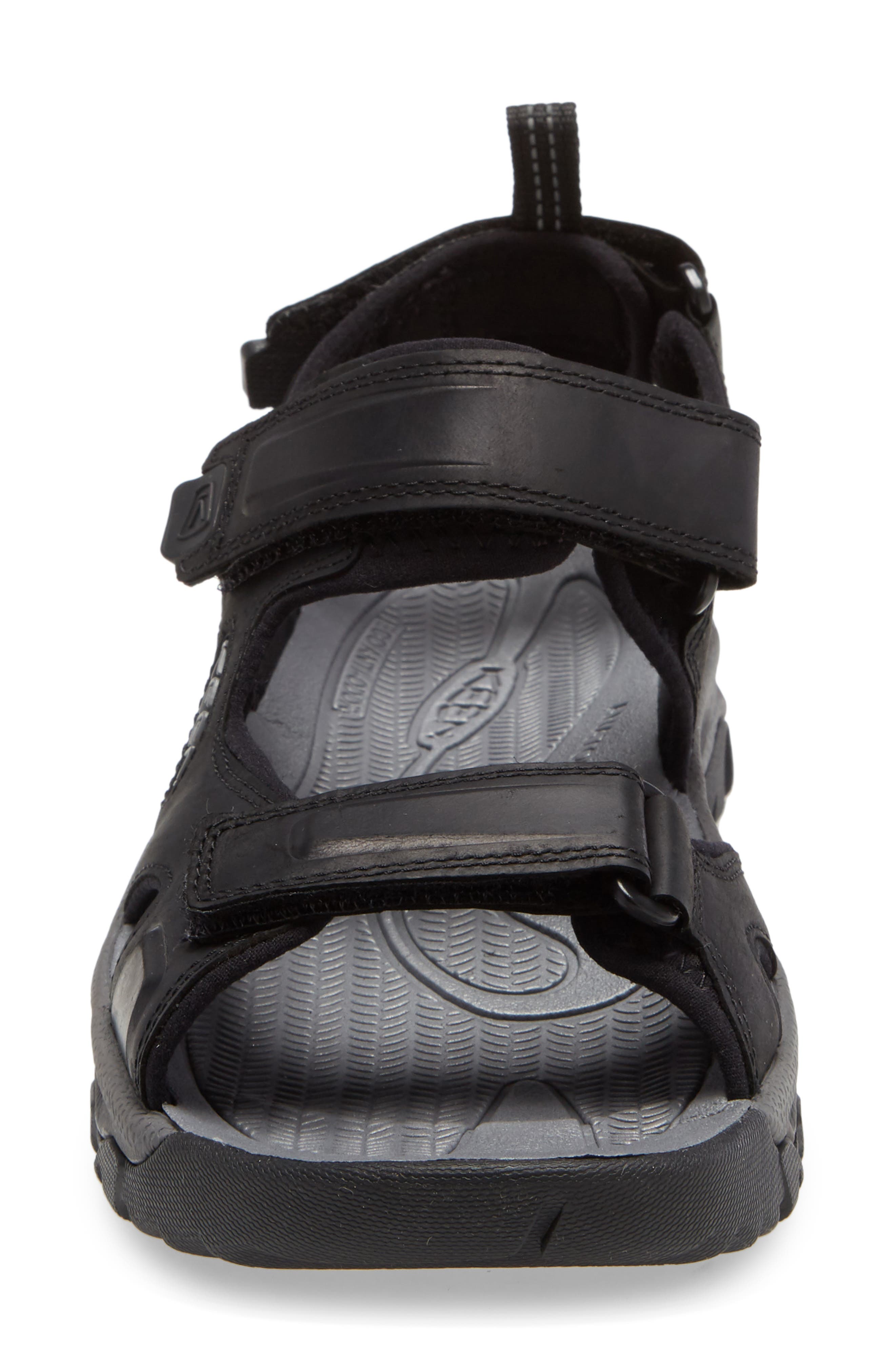 KEEN Targhee III Sandal, Alternate, color, 
